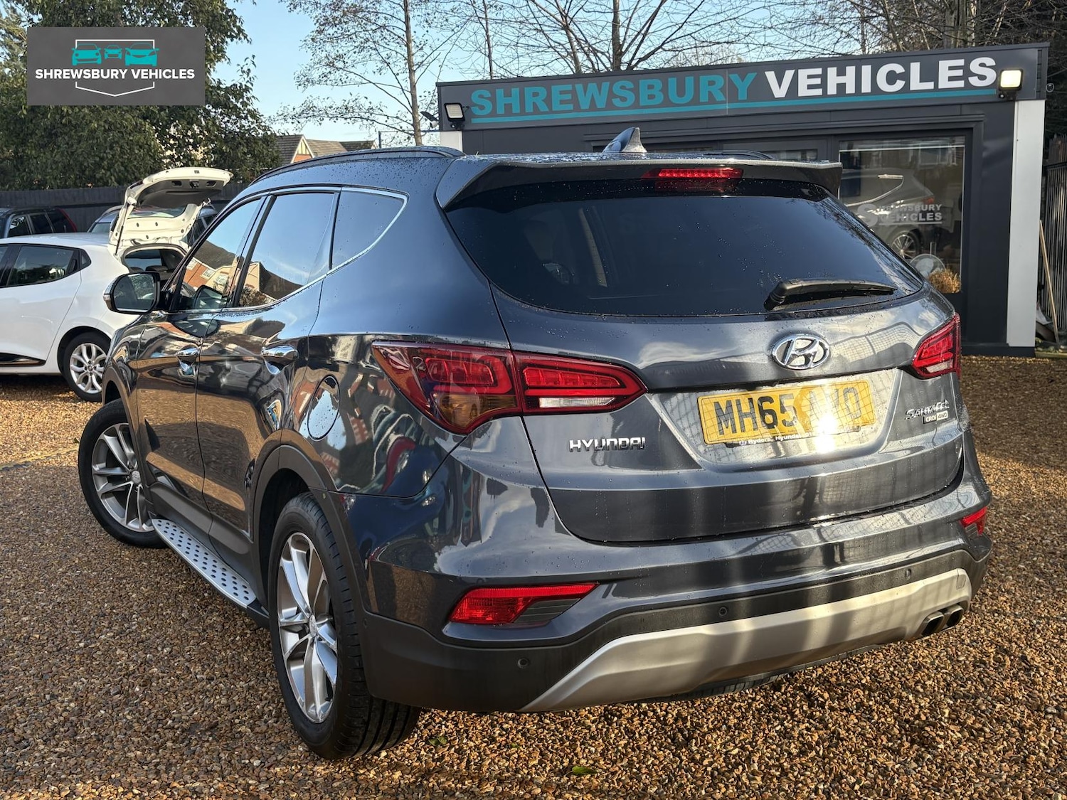 Used Hyundai Santa Fe 2016 for sale - 76782112: Photo 8