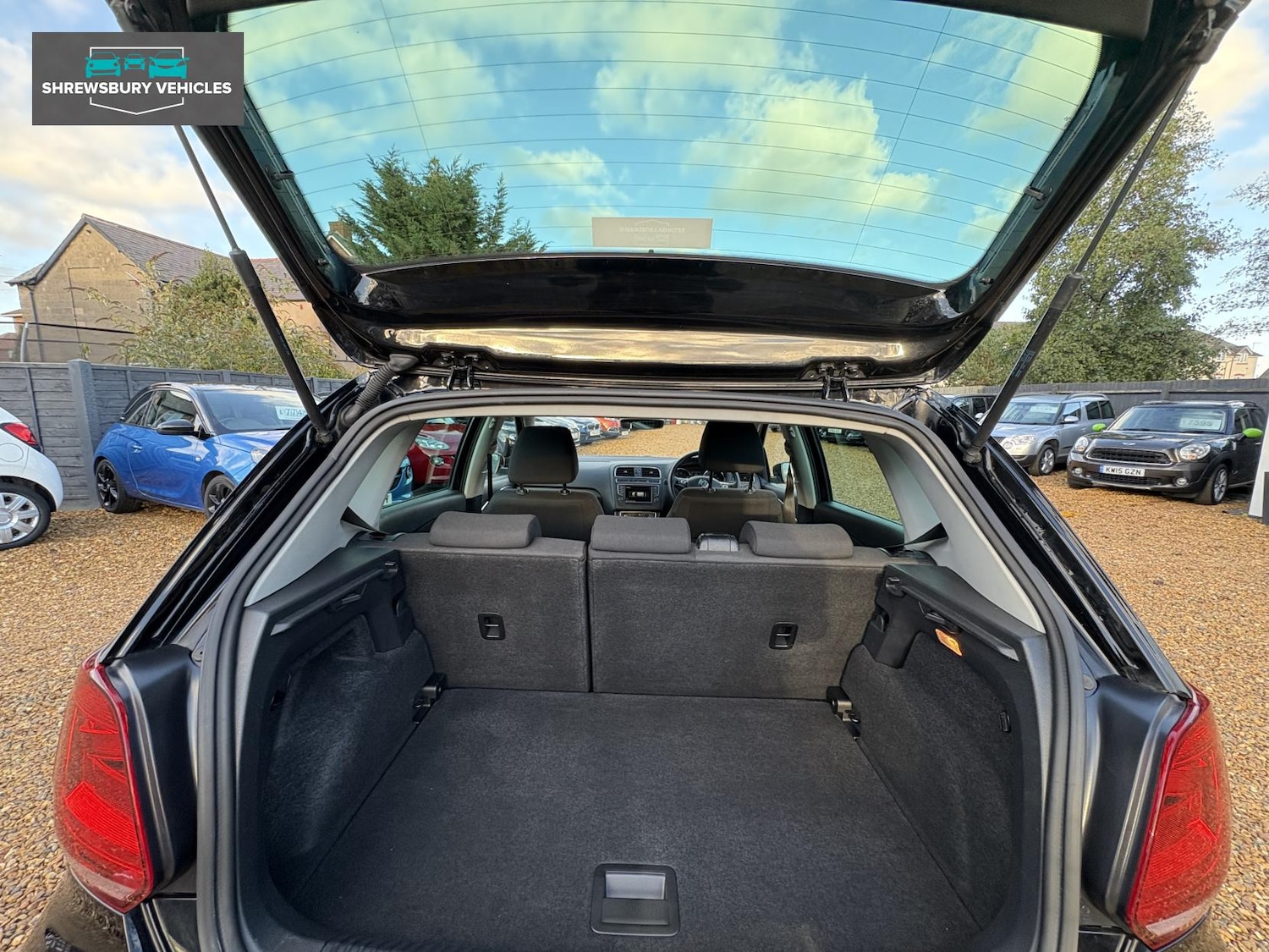 Used Volkswagen Polo 2017 for sale - 76640723: Photo 21