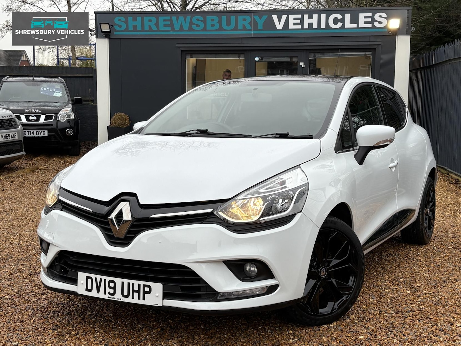 Used Renault Clio 2019 for sale - 77026195: Photo 2