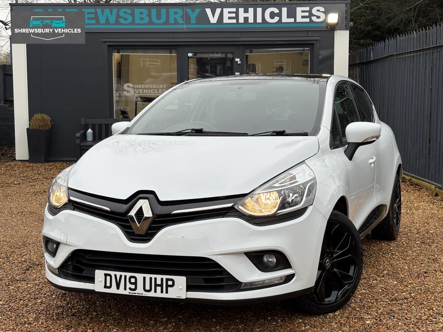 Used Renault Clio 2019 for sale - 77026195: Photo 3