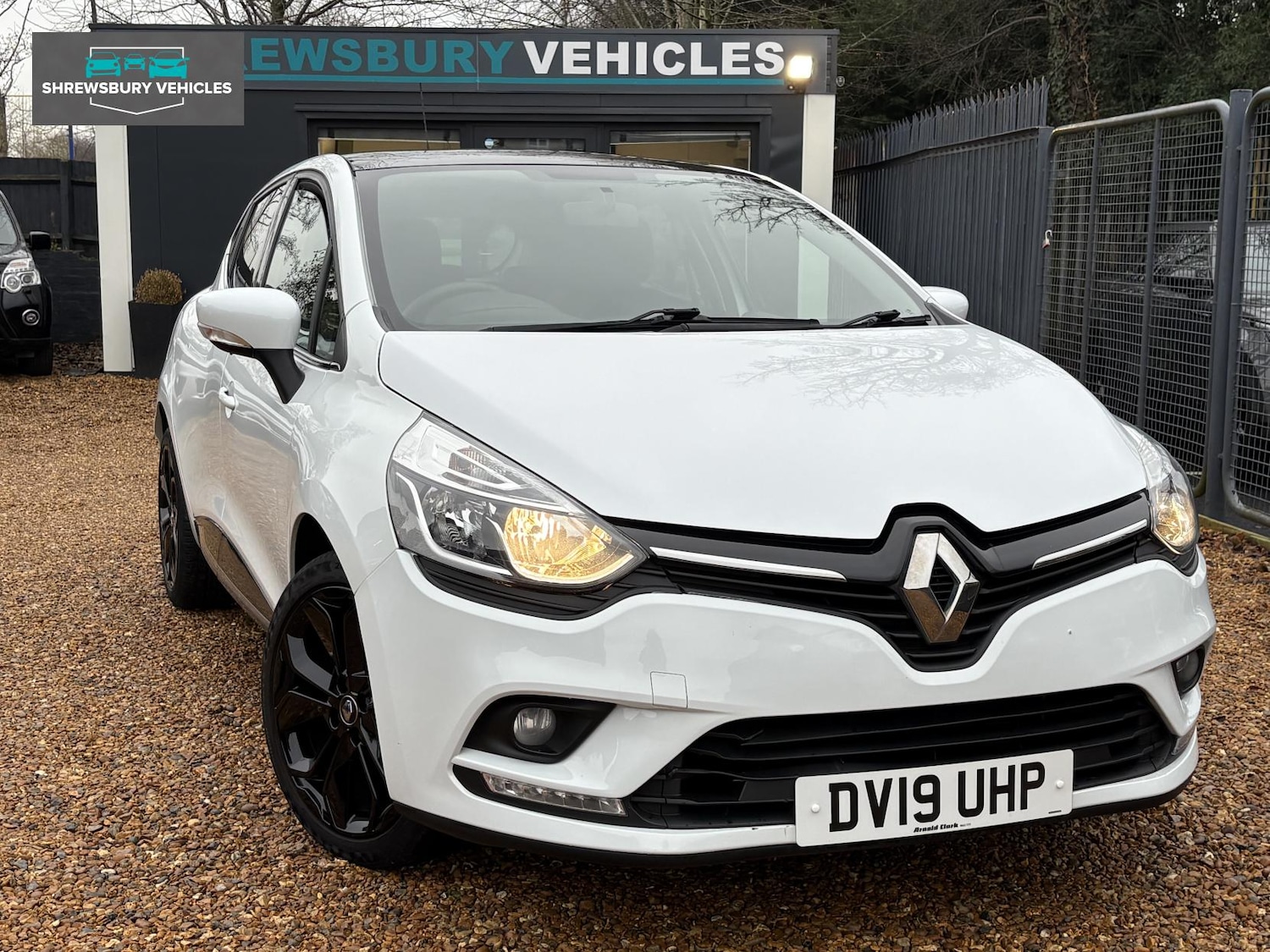 Used Renault Clio 2019 for sale - 77026195: Photo 4