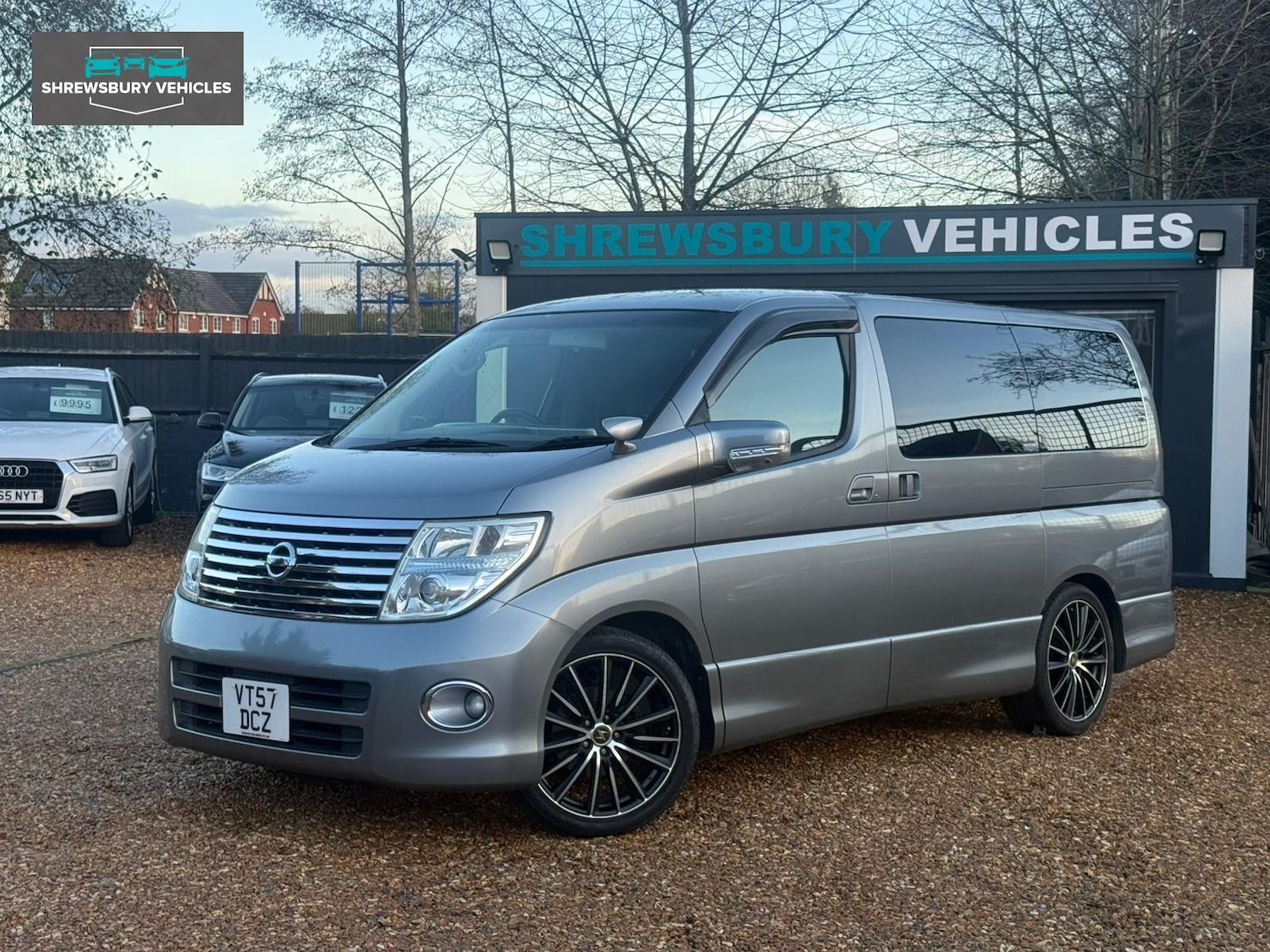 Used Nissan Elgrand 2025 for sale - 77137873: Photo 3