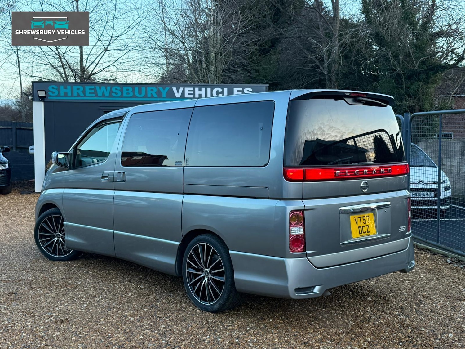 Used Nissan Elgrand 2025 for sale - 77137873: Photo 9