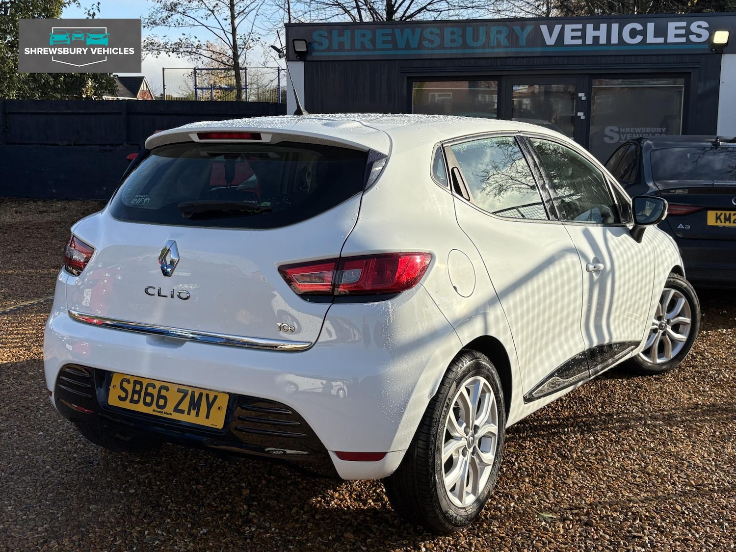 Used Renault Clio 2016 for sale - 76862053: Photo 12