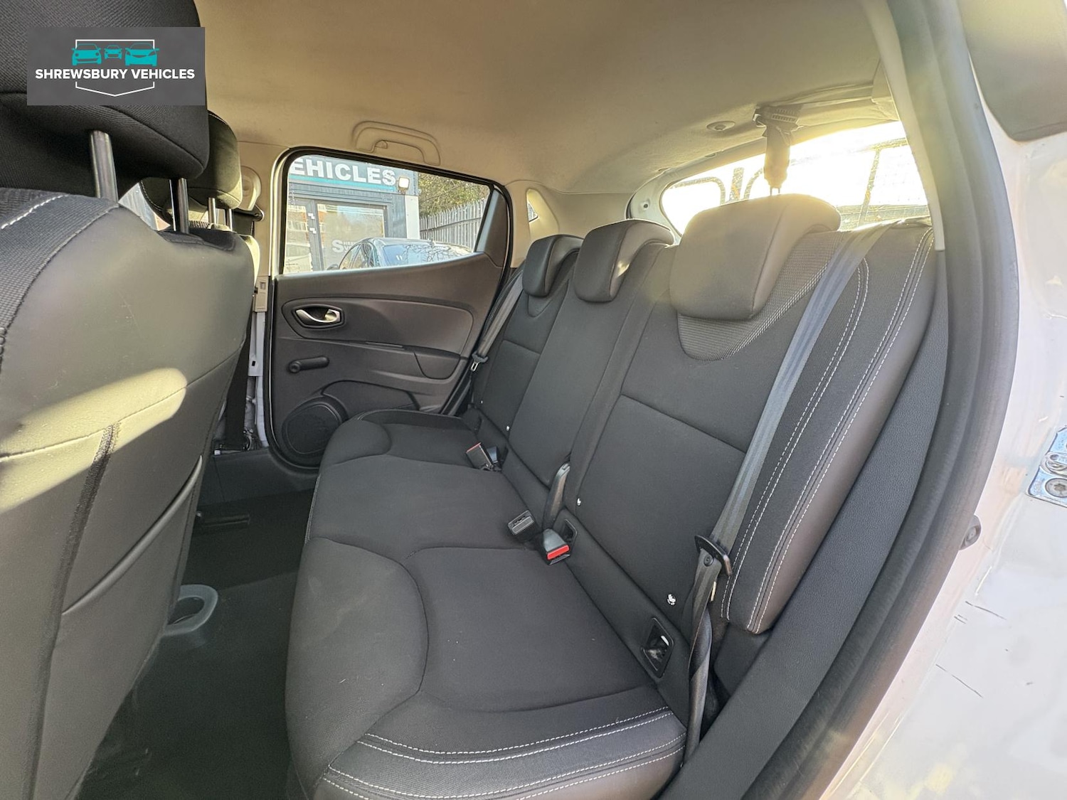 Used Renault Clio 2016 for sale - 76862053: Photo 16