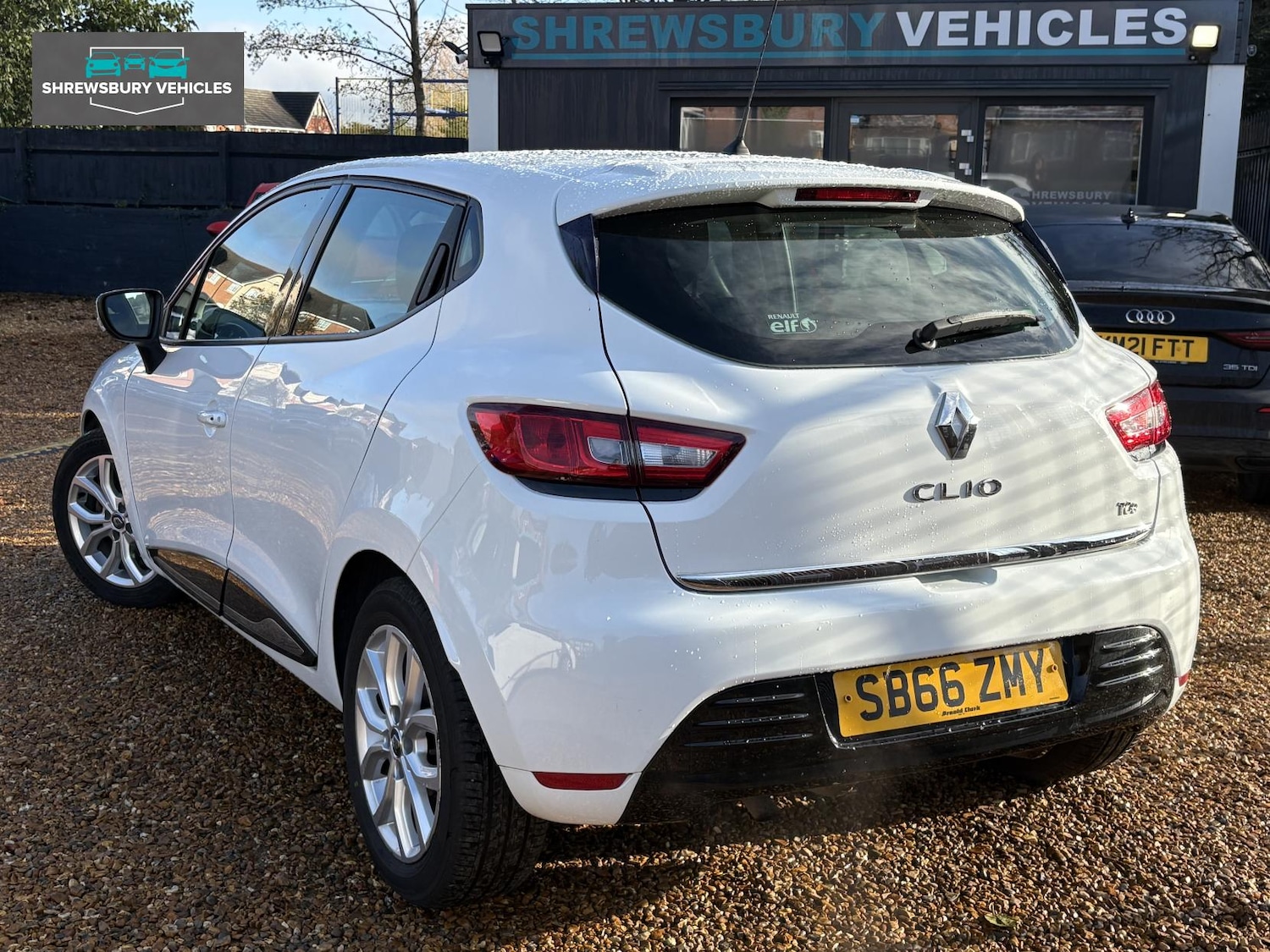 Used Renault Clio 2016 for sale - 76862053: Photo 8