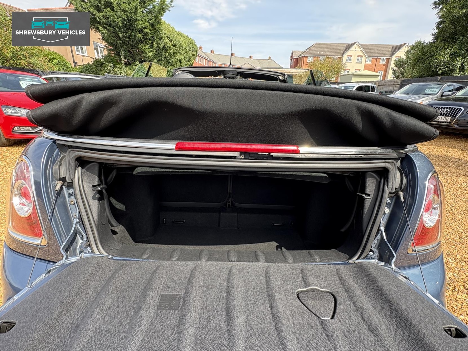 Used MINI Convertible 2011 for sale - 76618967: Photo 18