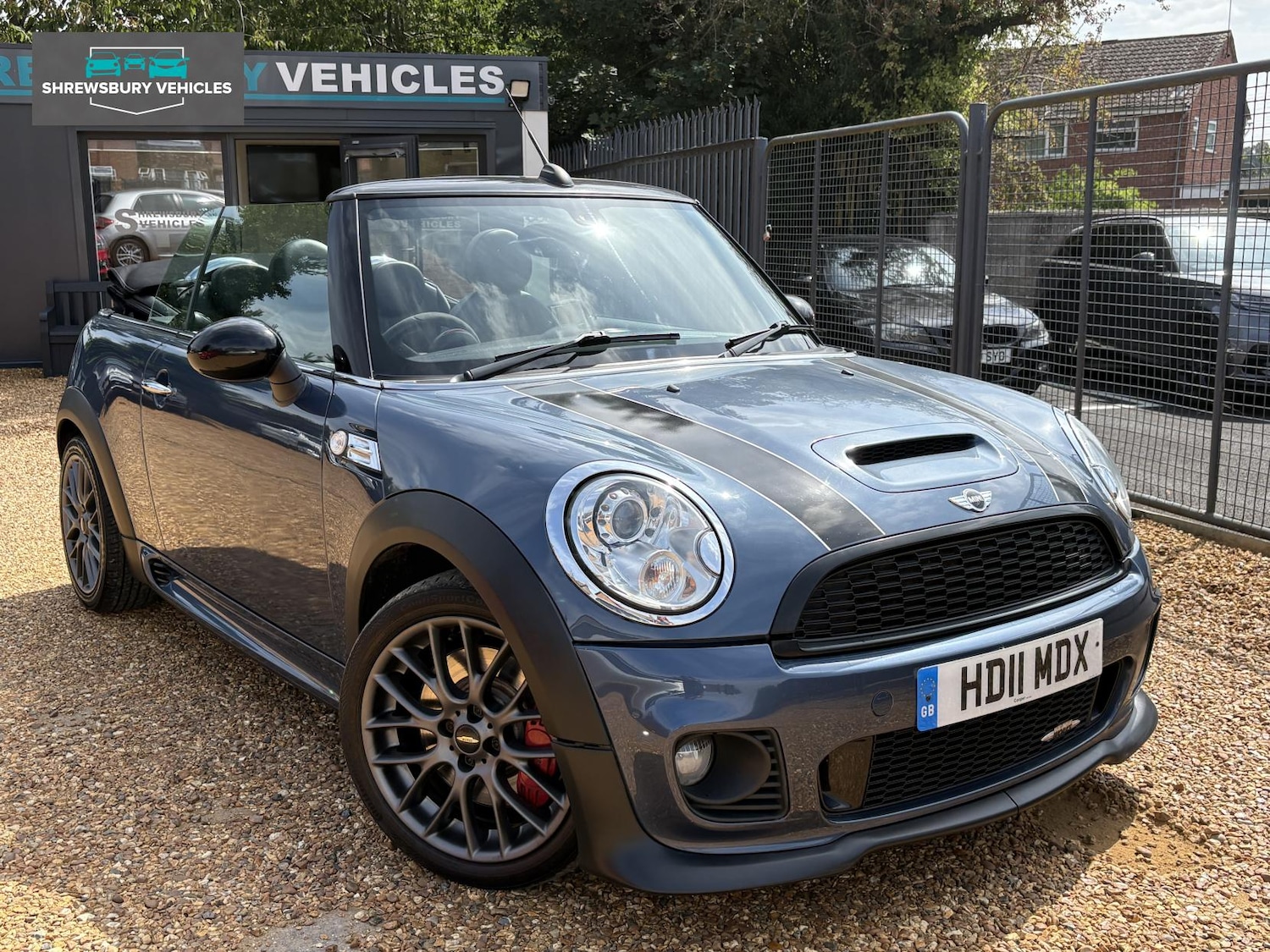 Used MINI Convertible 2011 for sale - 76618967: Photo 6