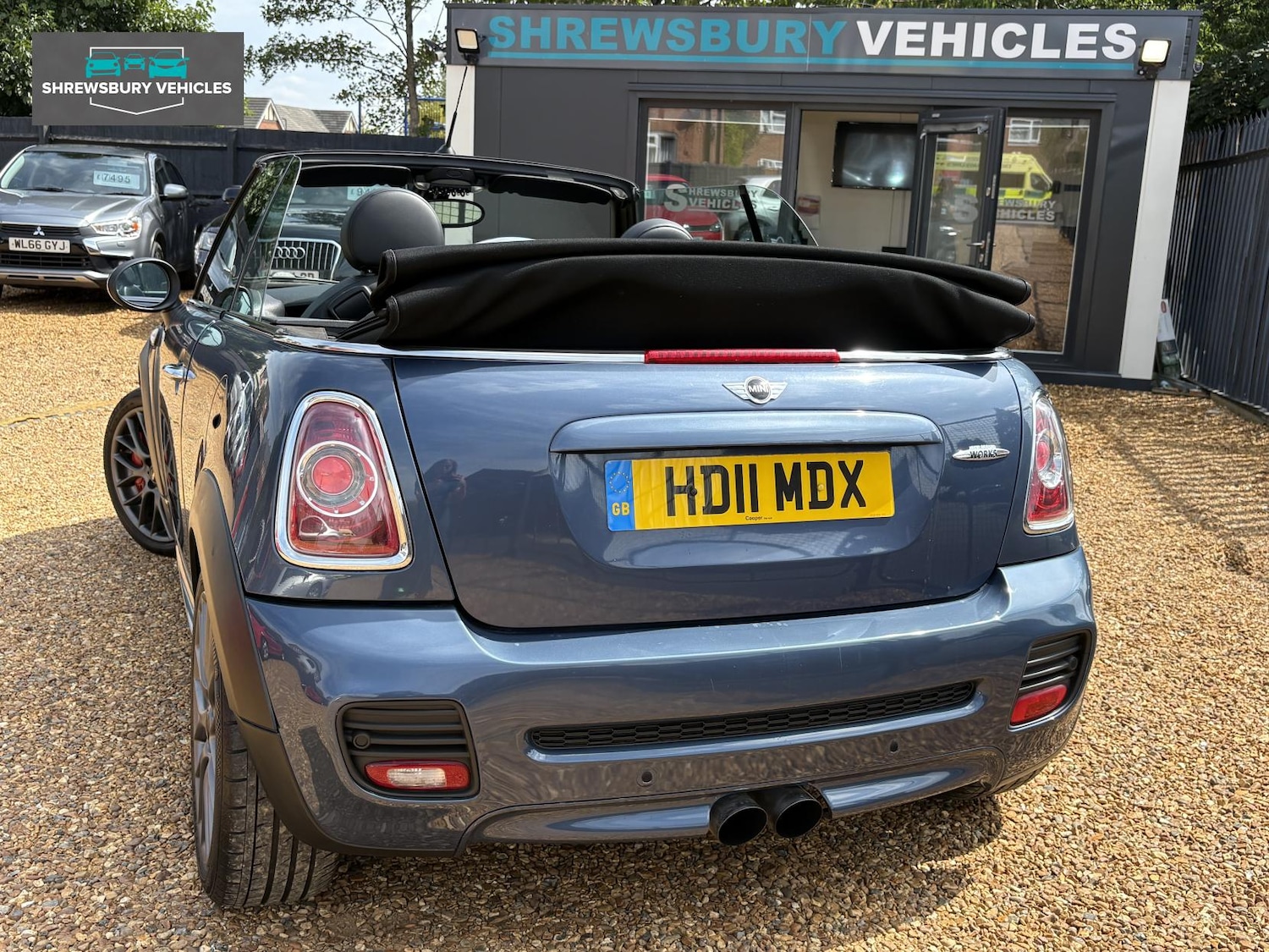 Used MINI Convertible 2011 for sale - 76618967: Photo 7