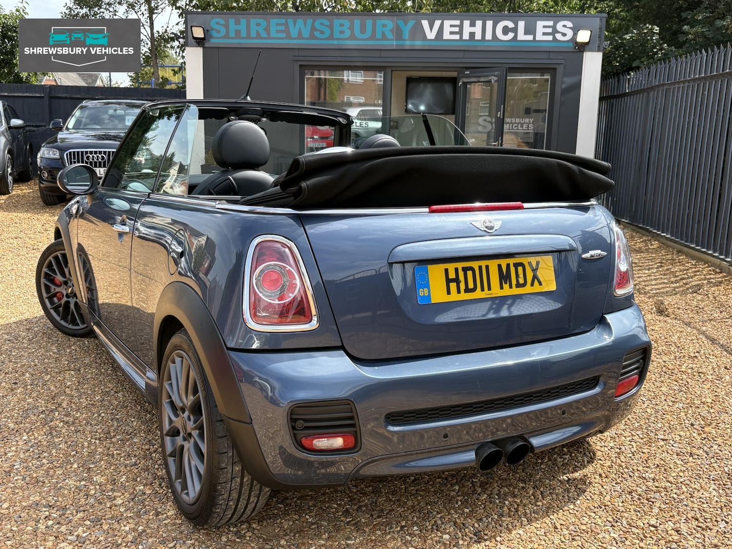 Used MINI Convertible 2011 for sale - 76618967: Photo 8