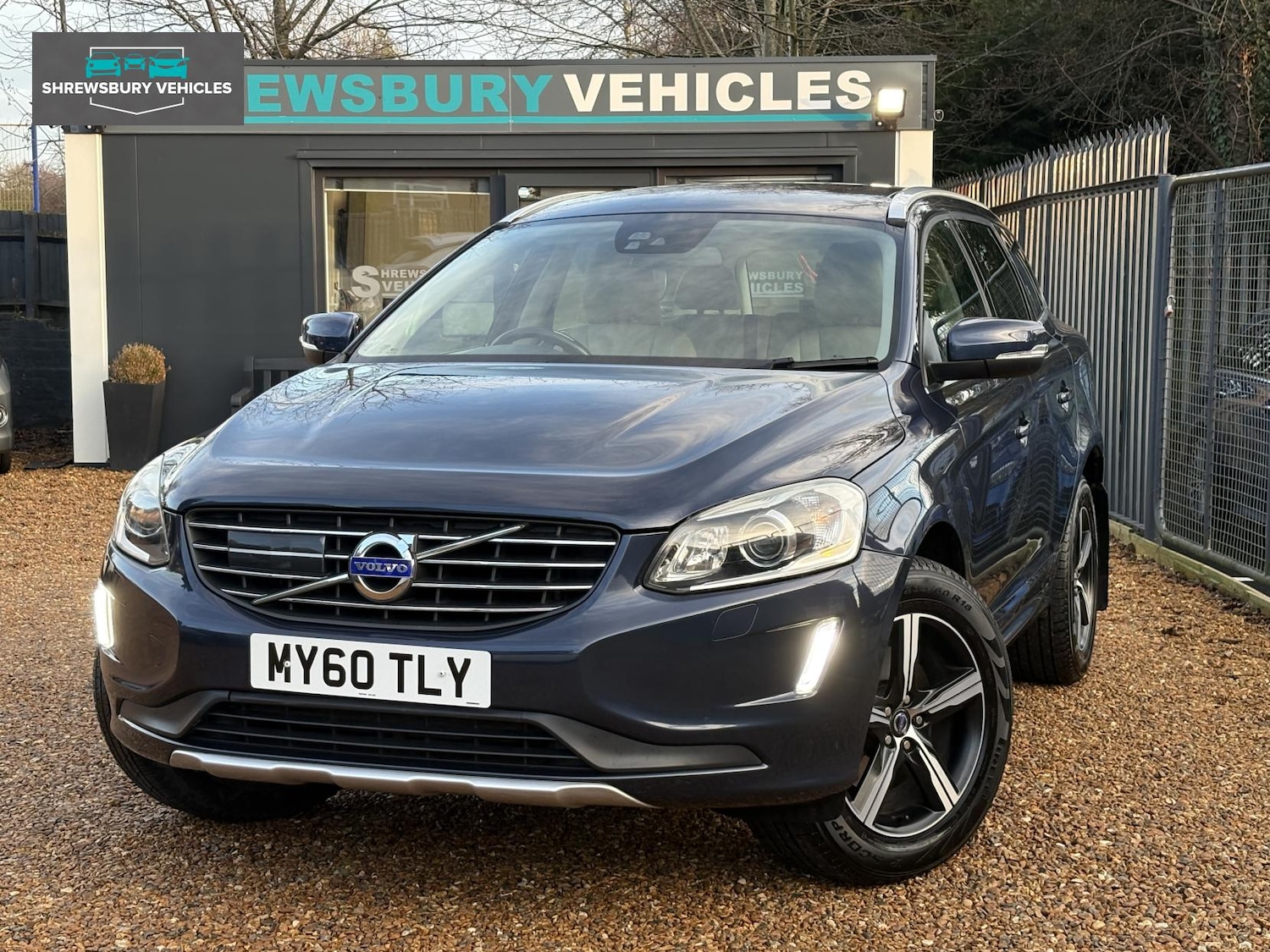 Used Volvo XC60 2014 for sale - 77186494: Photo 3