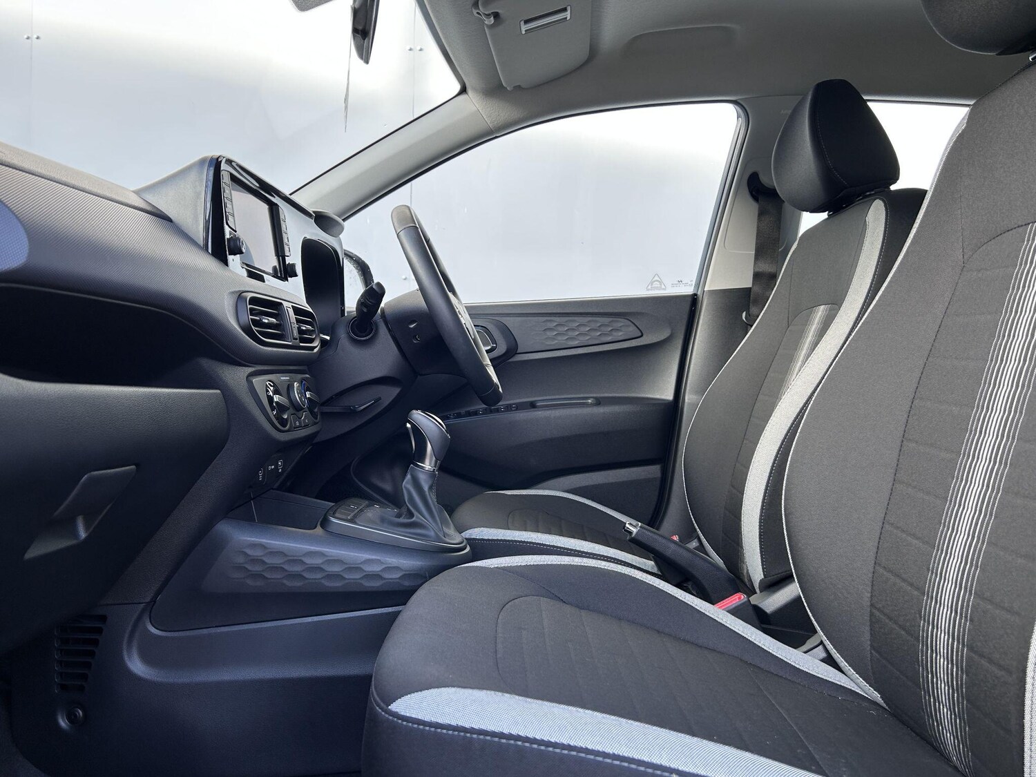 Used Hyundai i10 2025 for sale - 76607971: Photo 24