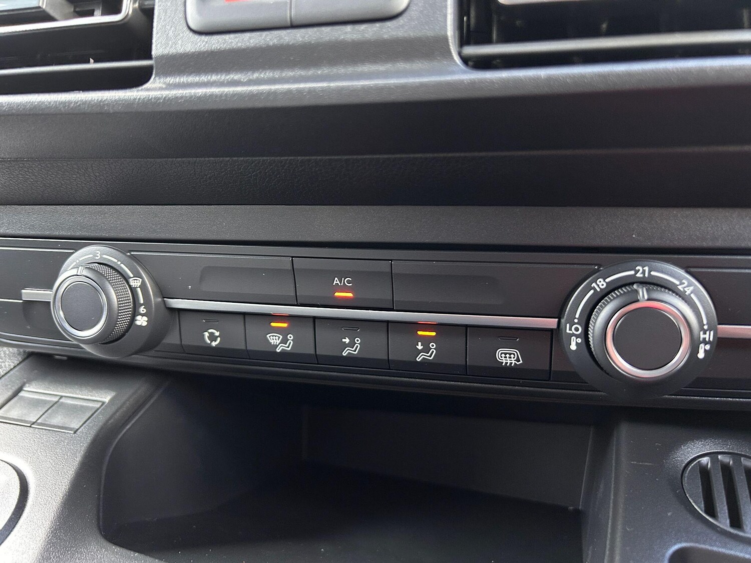 Used Peugeot Partner 2025 for sale - 77441315: Photo 18