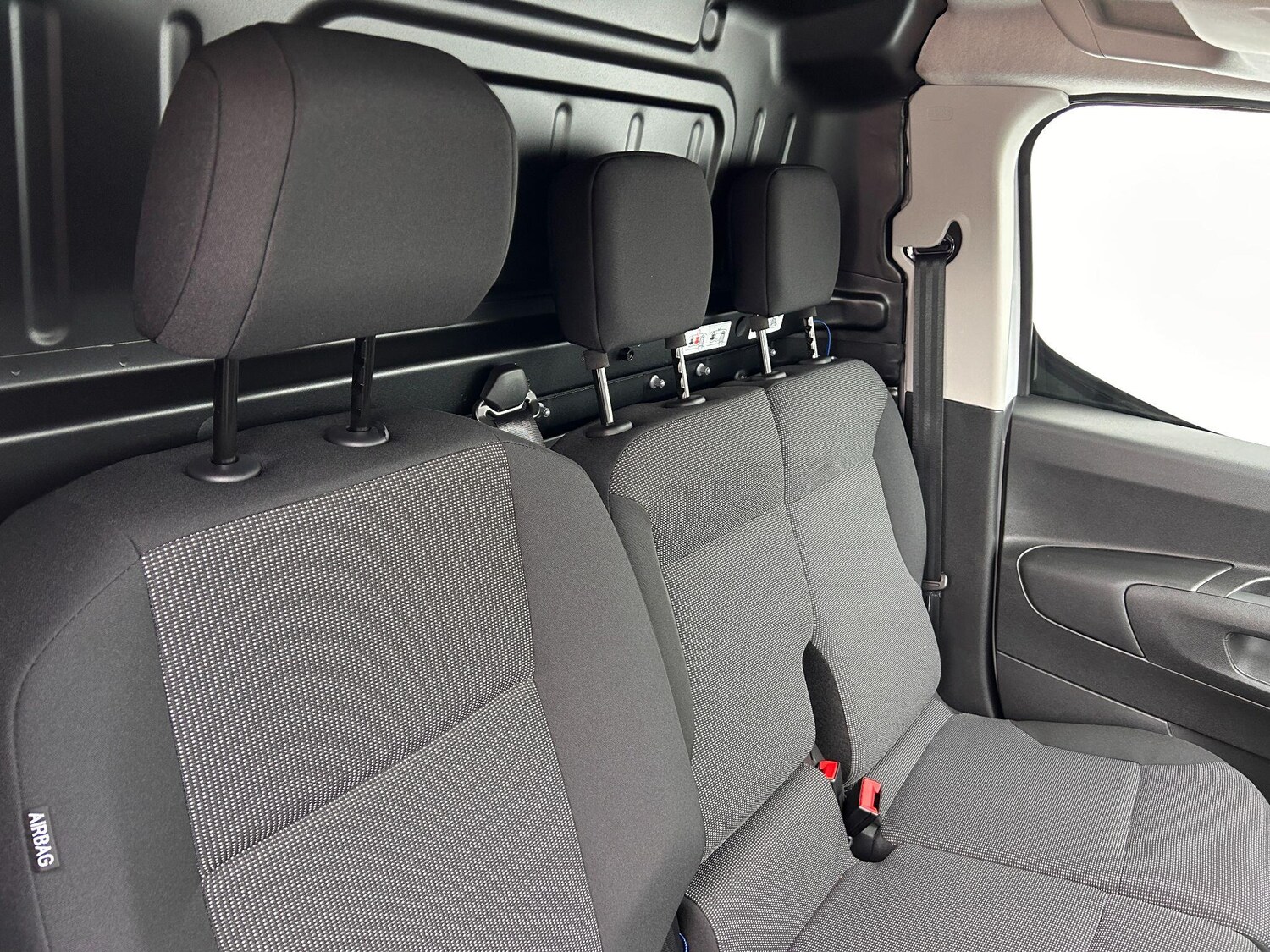 Used Peugeot Partner 2025 for sale - 77441315: Photo 36