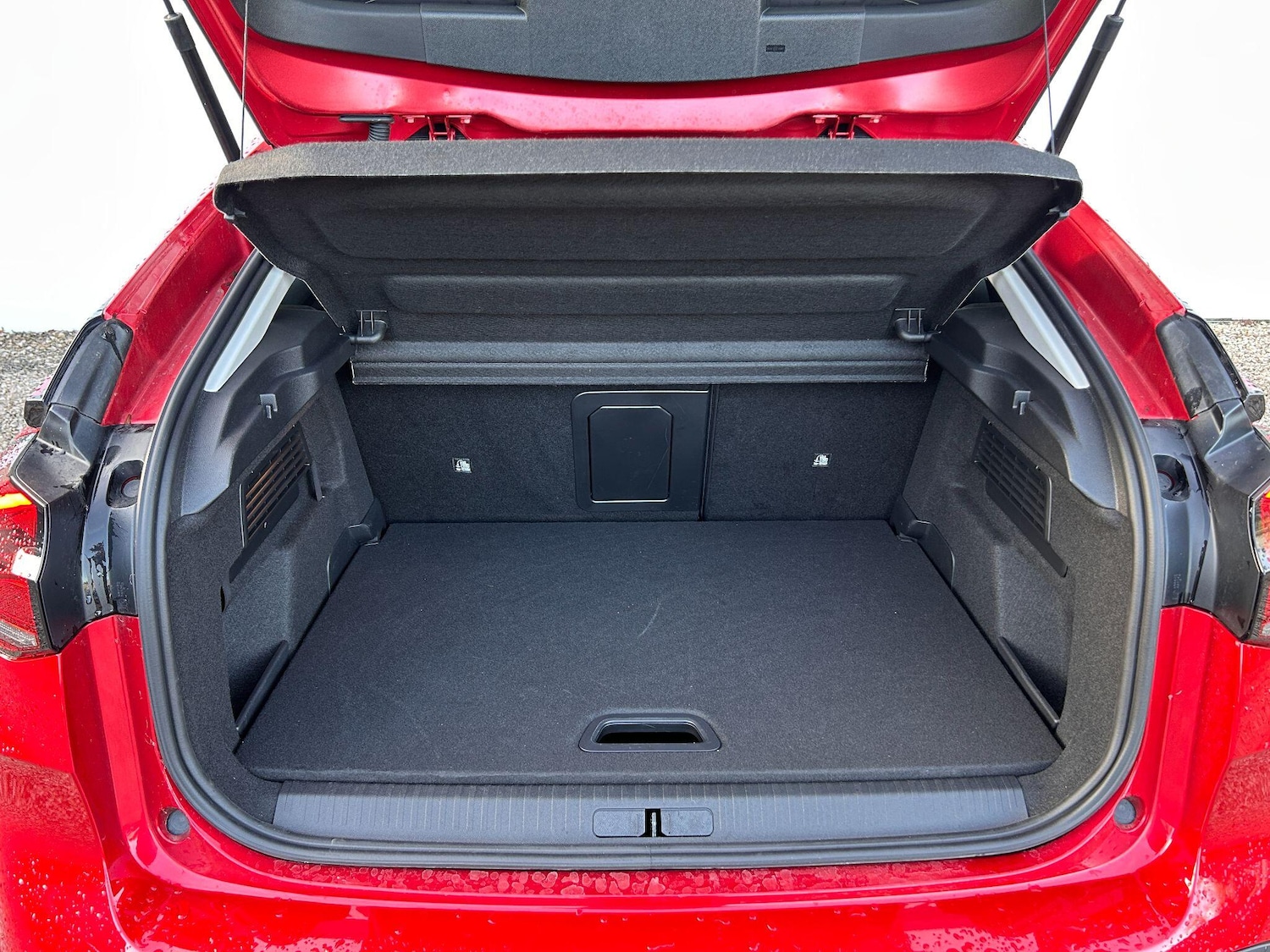 Used Citroen e-C4 2024 for sale - 76942370: Photo 28