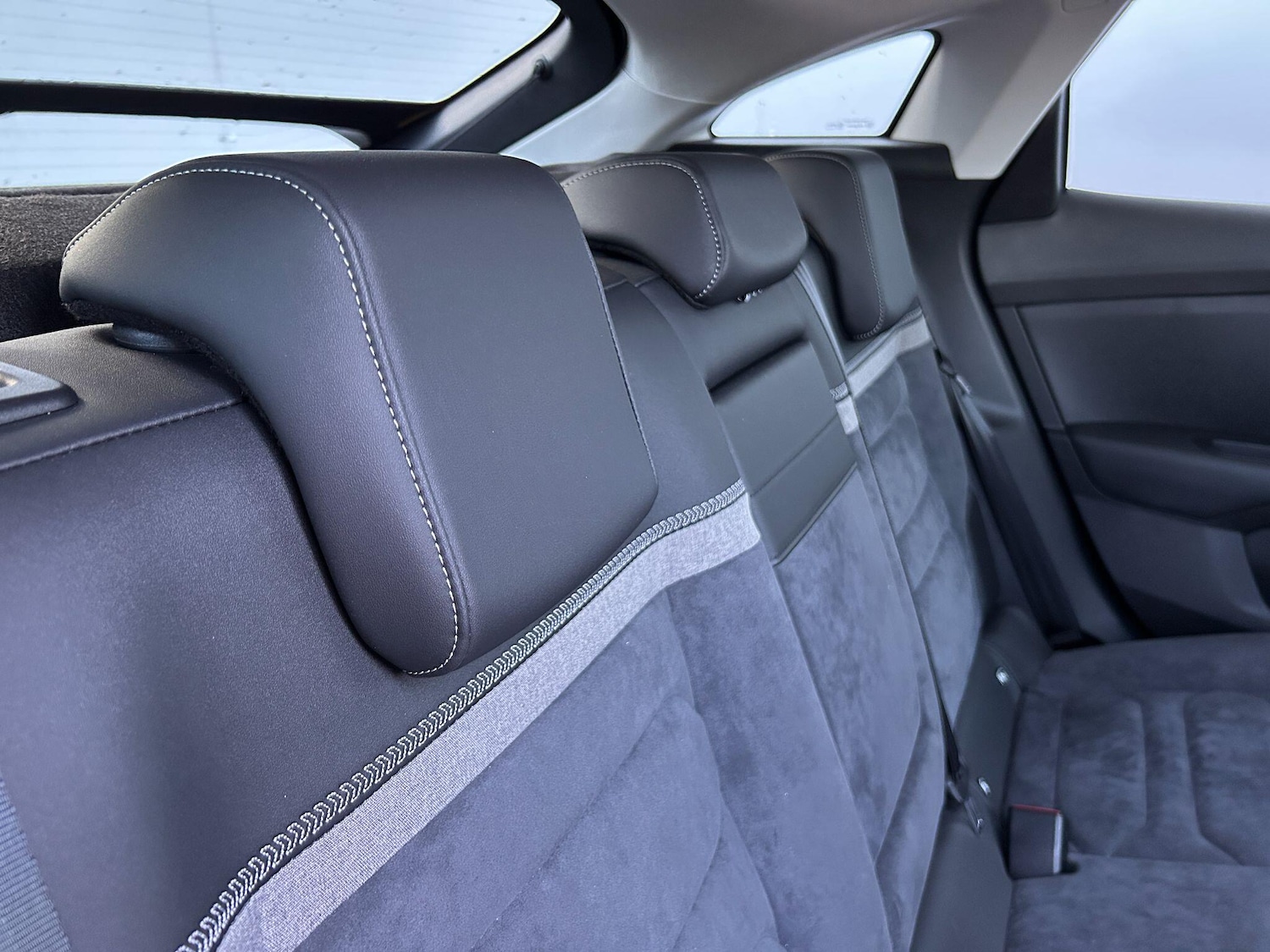 Used Citroen e-C4 2024 for sale - 76942370: Photo 33