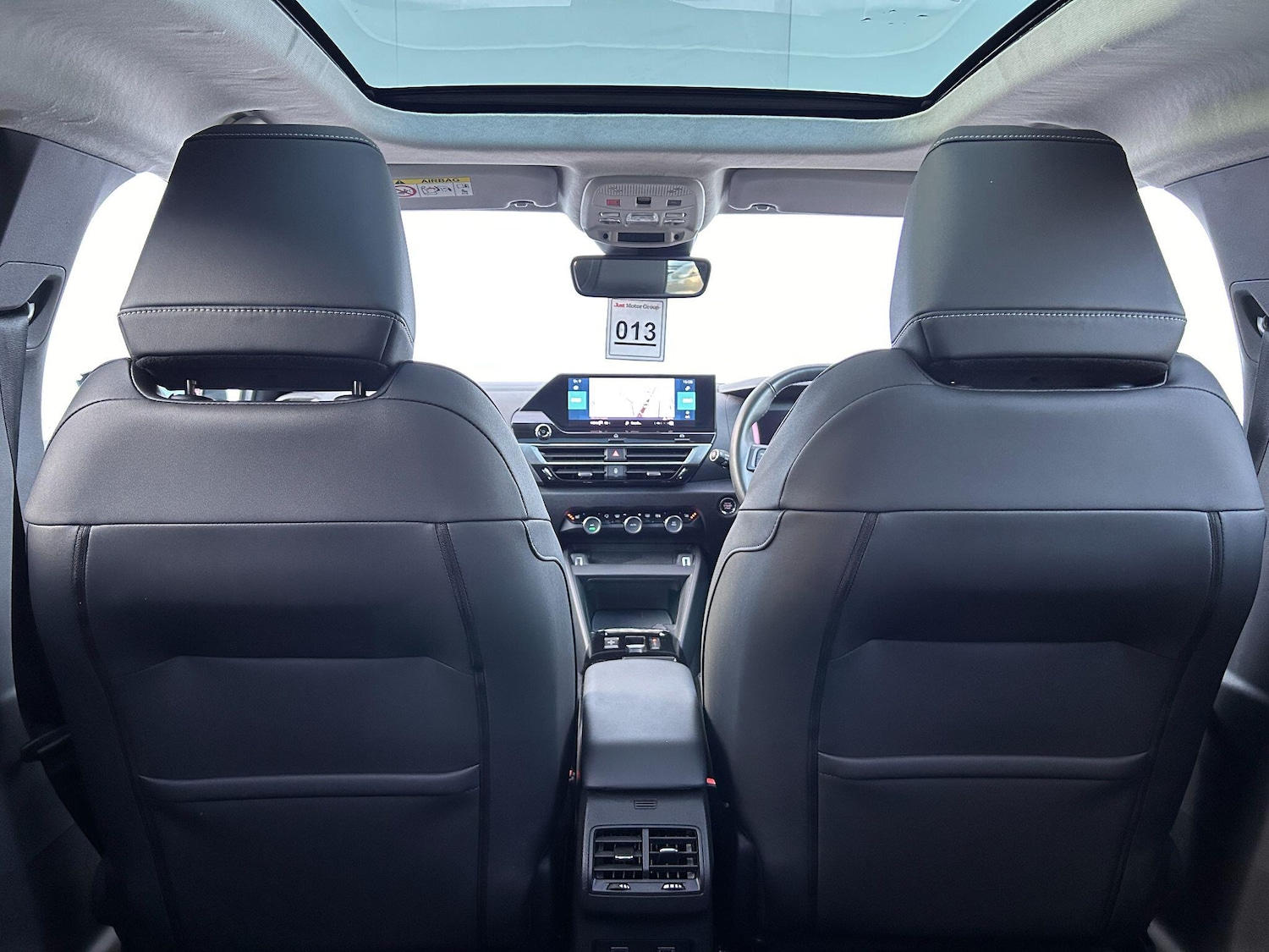 Used Citroen e-C4 2024 for sale - 76942370: Photo 34