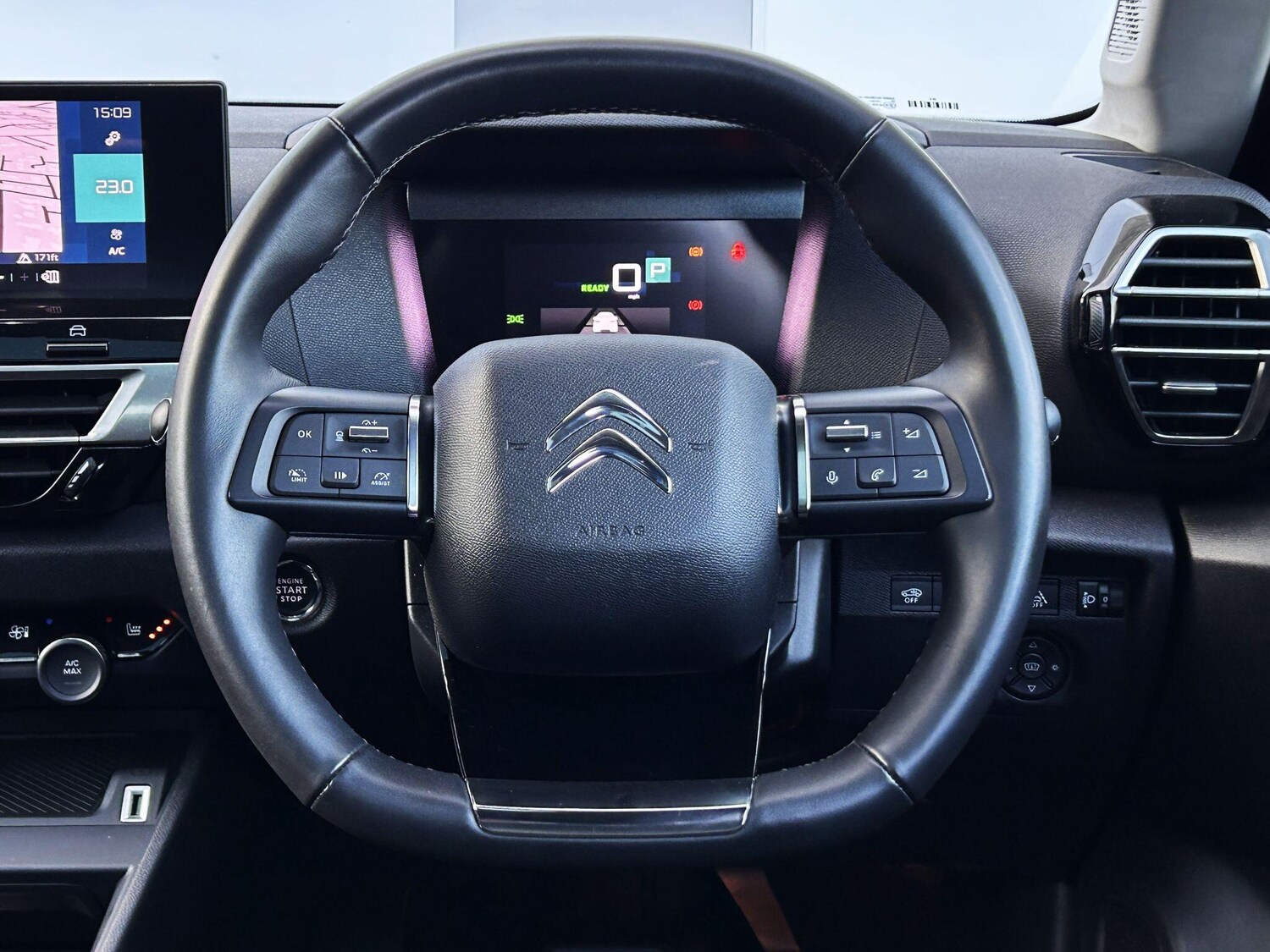 Used Citroen e-C4 2024 for sale - 76942370: Photo 39