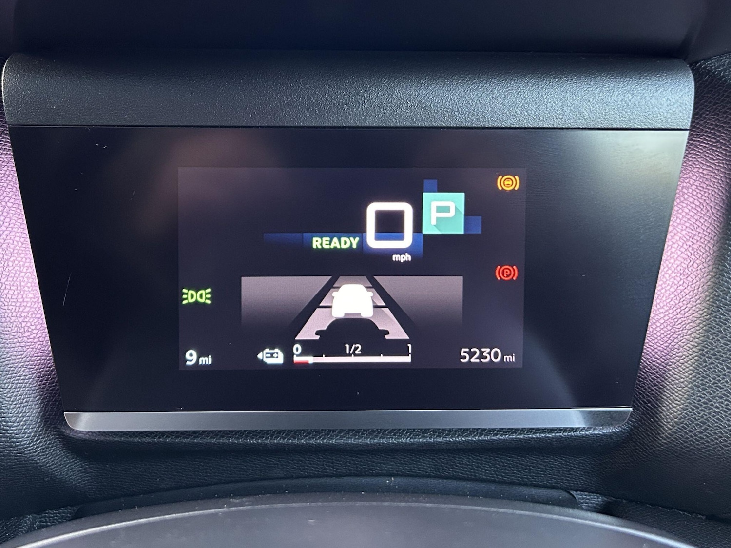 Used Citroen e-C4 2024 for sale - 76942370: Photo 41