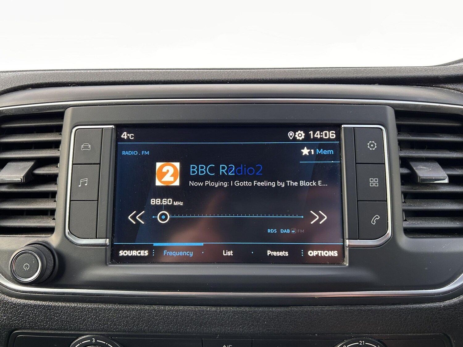 Used Peugeot Expert 2022 for sale - 76855800: Photo 10