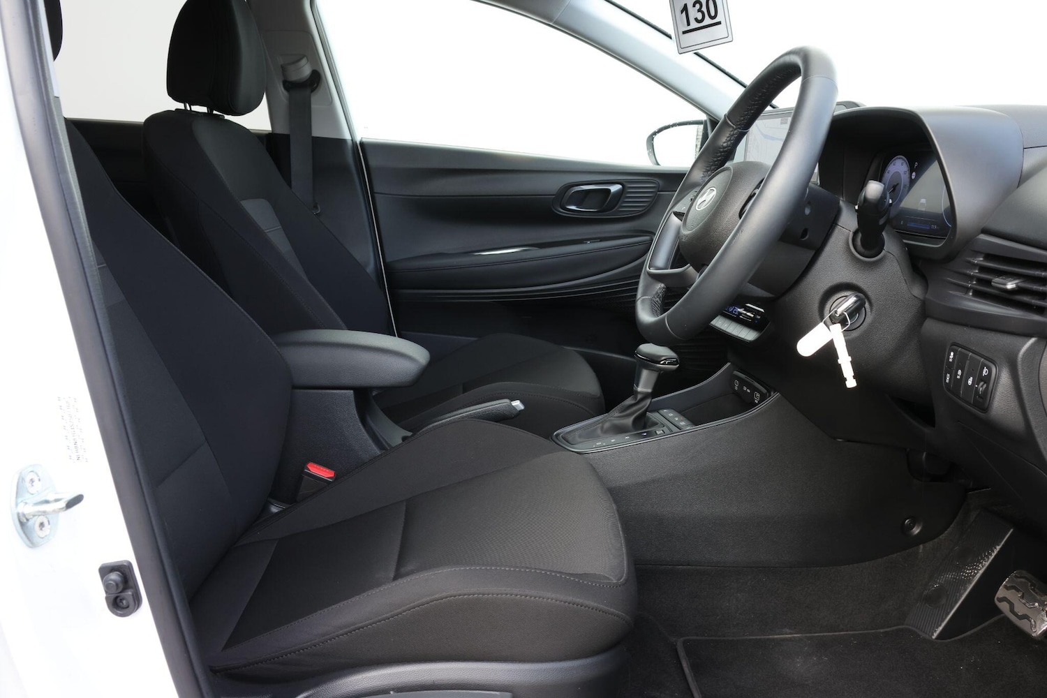 Used Hyundai BAYON 2024 for sale - 77253735: Photo 2