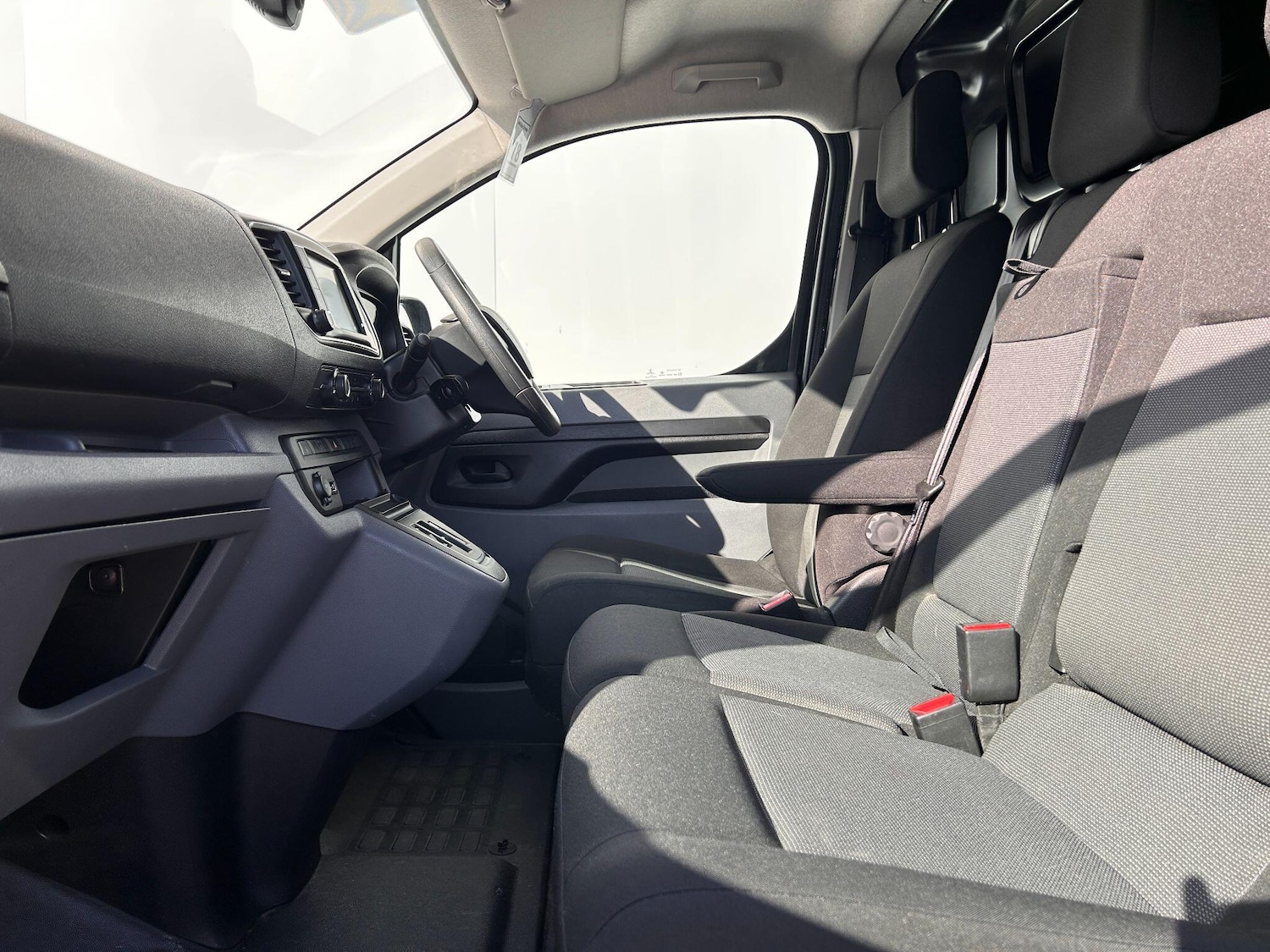 Used Peugeot e-Expert 2022 for sale - 77279819: Photo 13