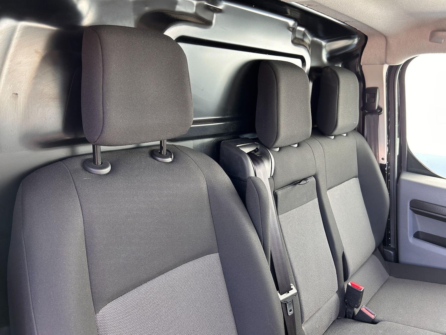 Used Peugeot e-Expert 2022 for sale - 77279819: Photo 5