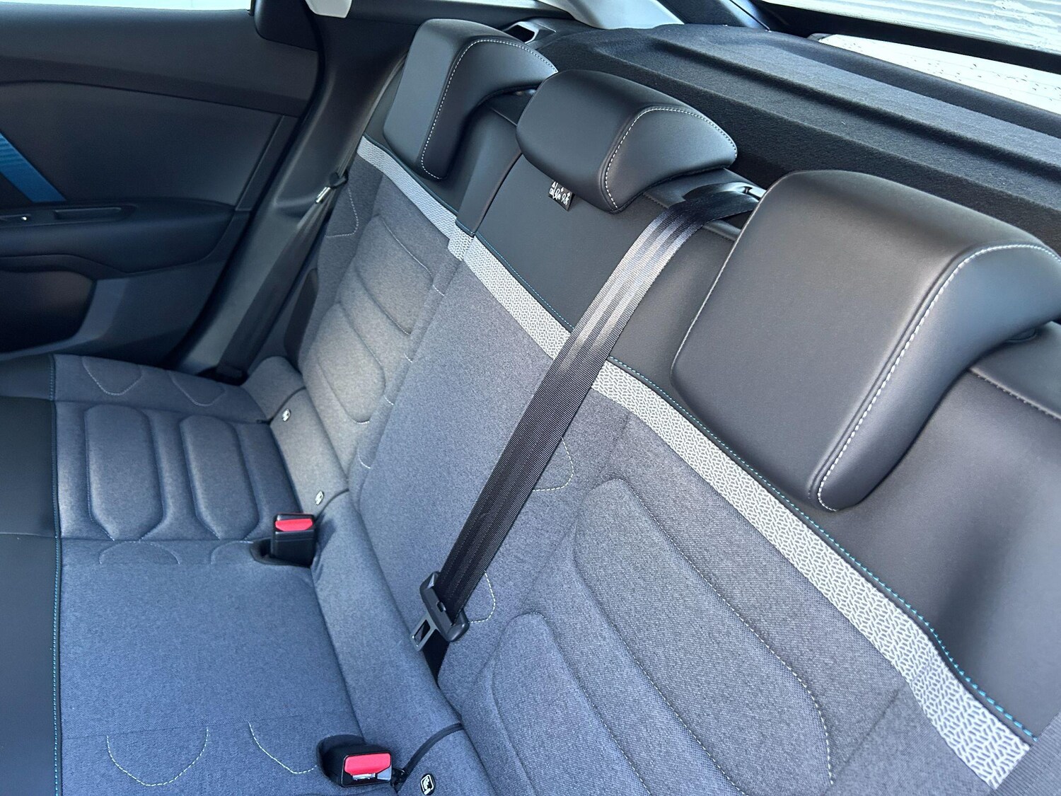 Used Citroen e-C4 2022 for sale - 76658792: Photo 26