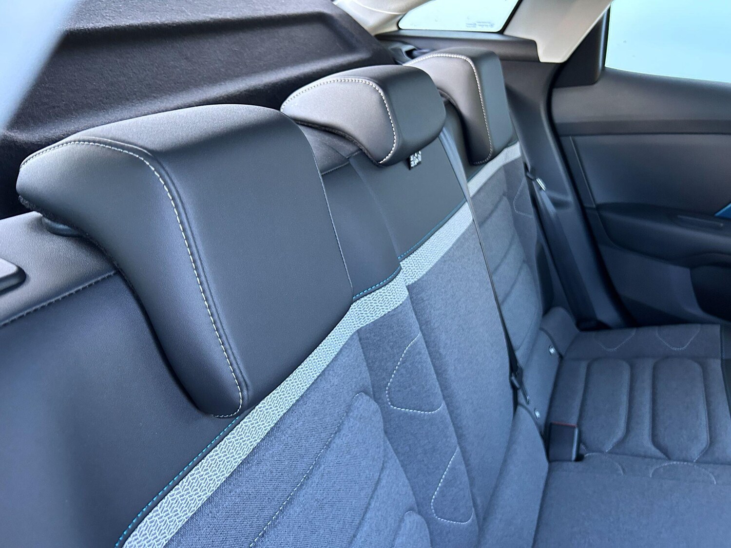 Used Citroen e-C4 2022 for sale - 76658792: Photo 30