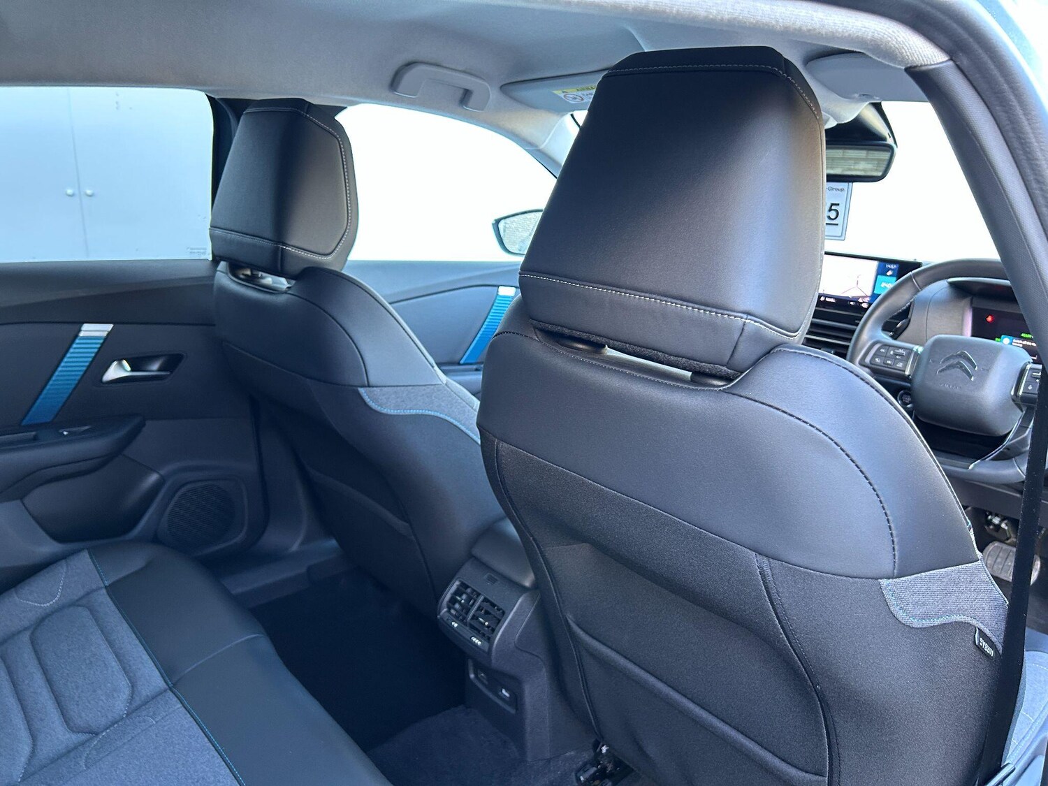 Used Citroen e-C4 2022 for sale - 76658792: Photo 31