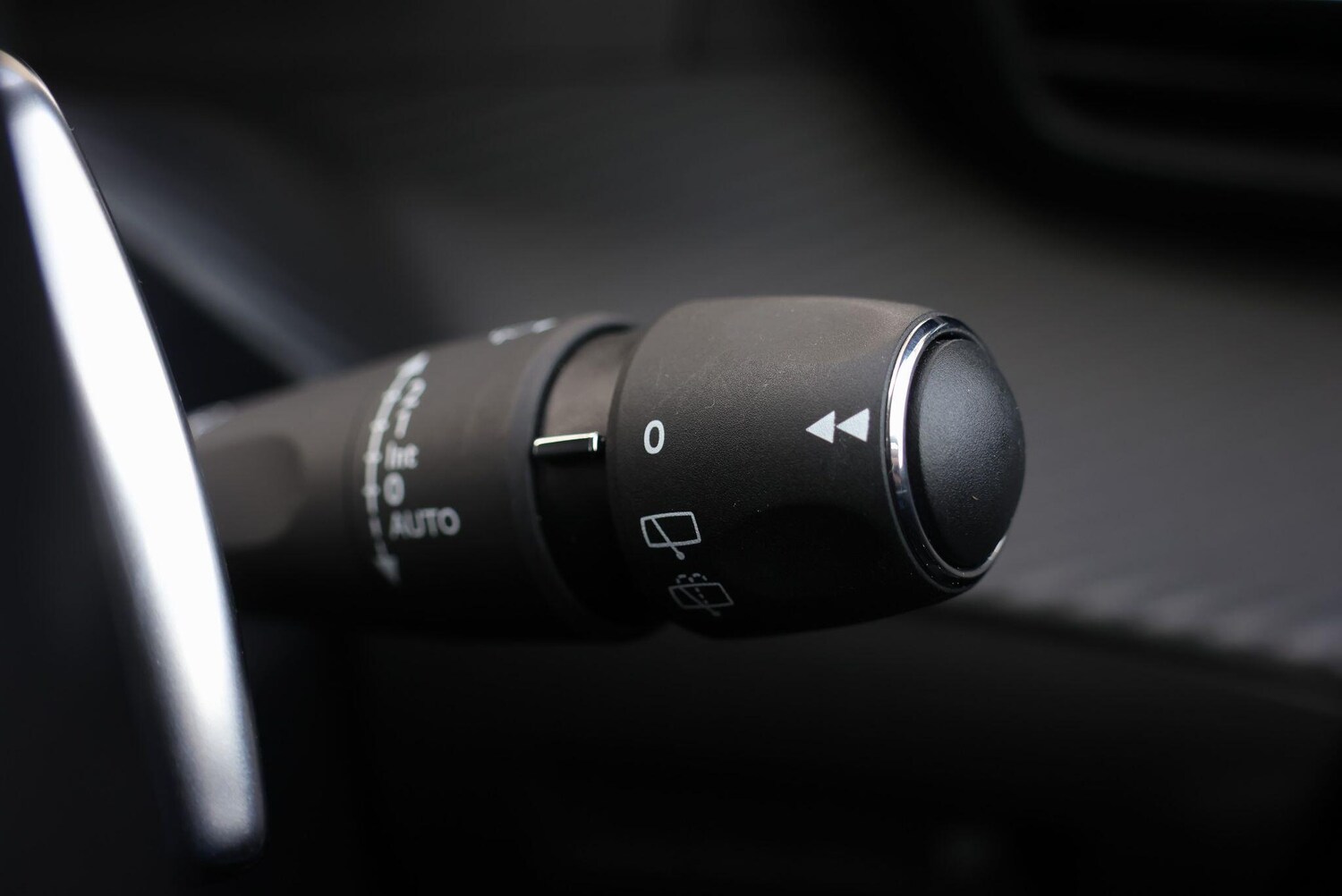 Used Peugeot 2008 2023 for sale - 76060183: Photo 24