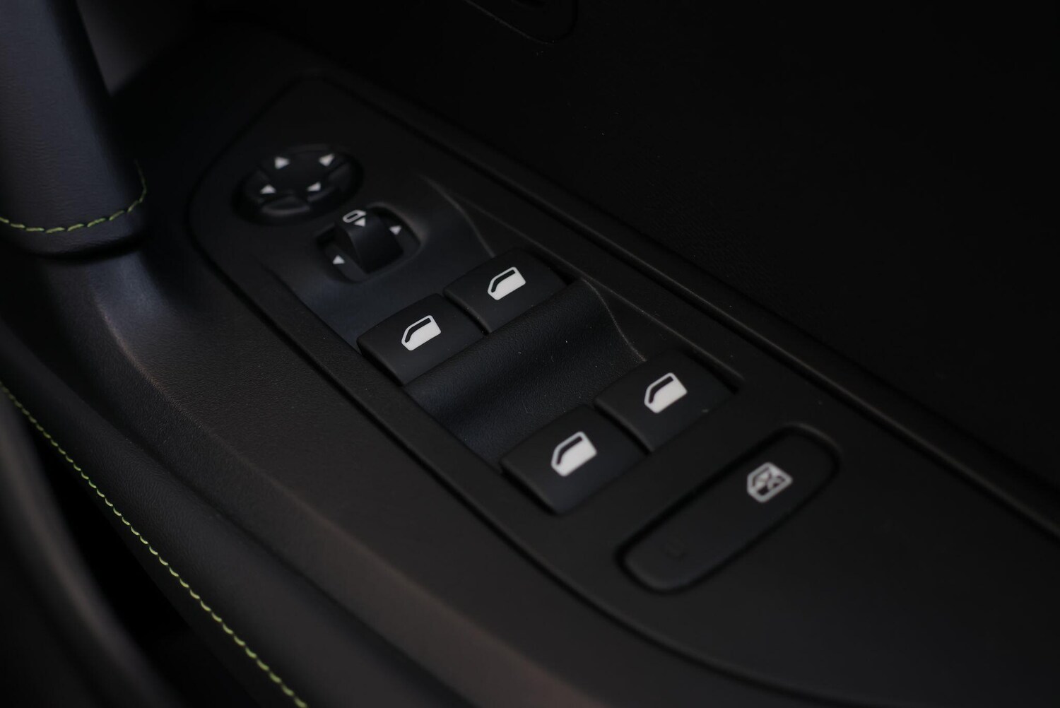 Used Peugeot 2008 2023 for sale - 76060183: Photo 26