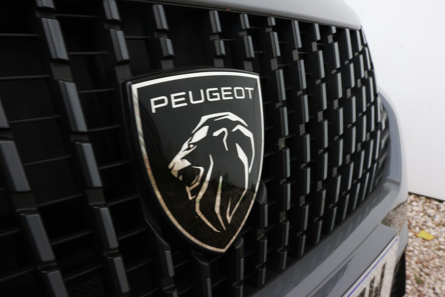 Used Peugeot 2008 2023 for sale - 76060183: Photo 3