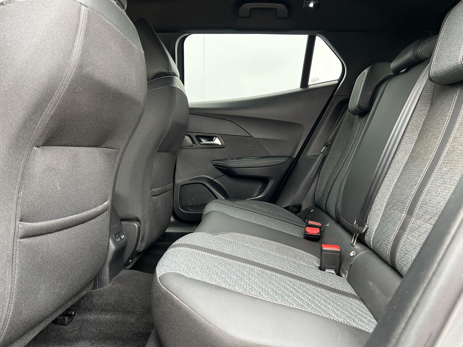 Used Peugeot 2008 2024 for sale - 76397934: Photo 24