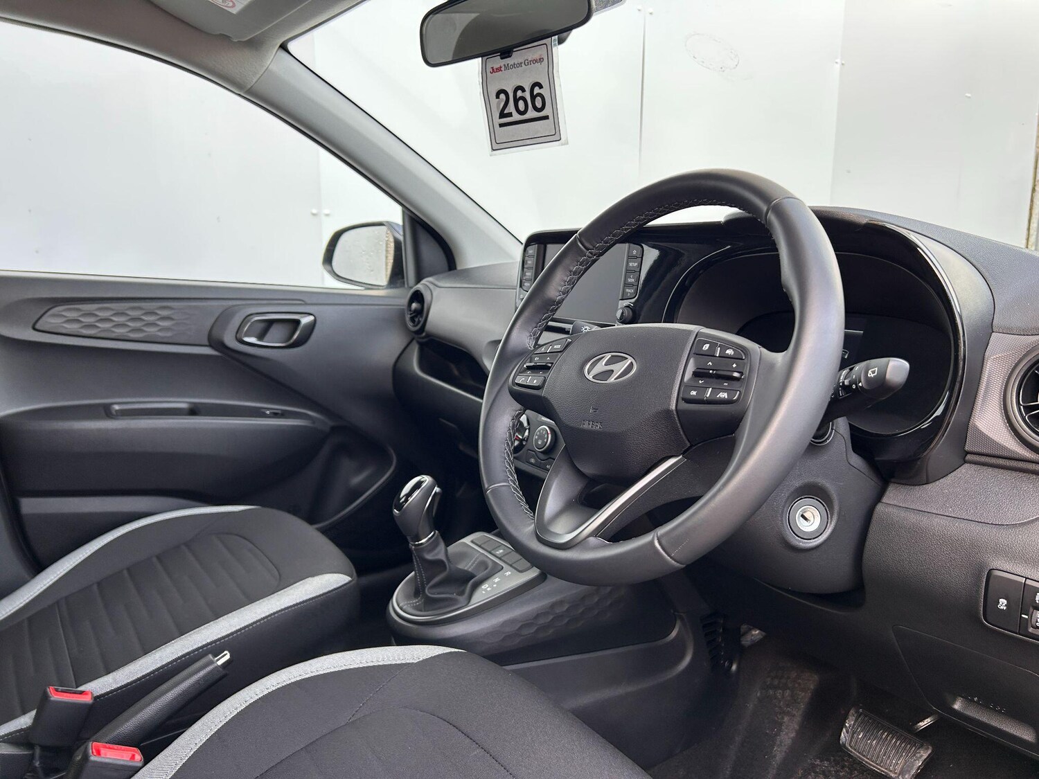 Used Hyundai i10 2025 for sale - 76976868: Photo 9