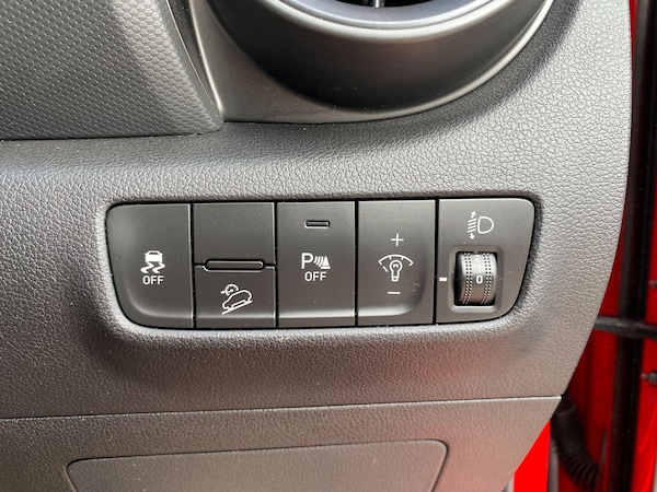 Used Hyundai KONA 2022 for sale - 75531776: Photo 35