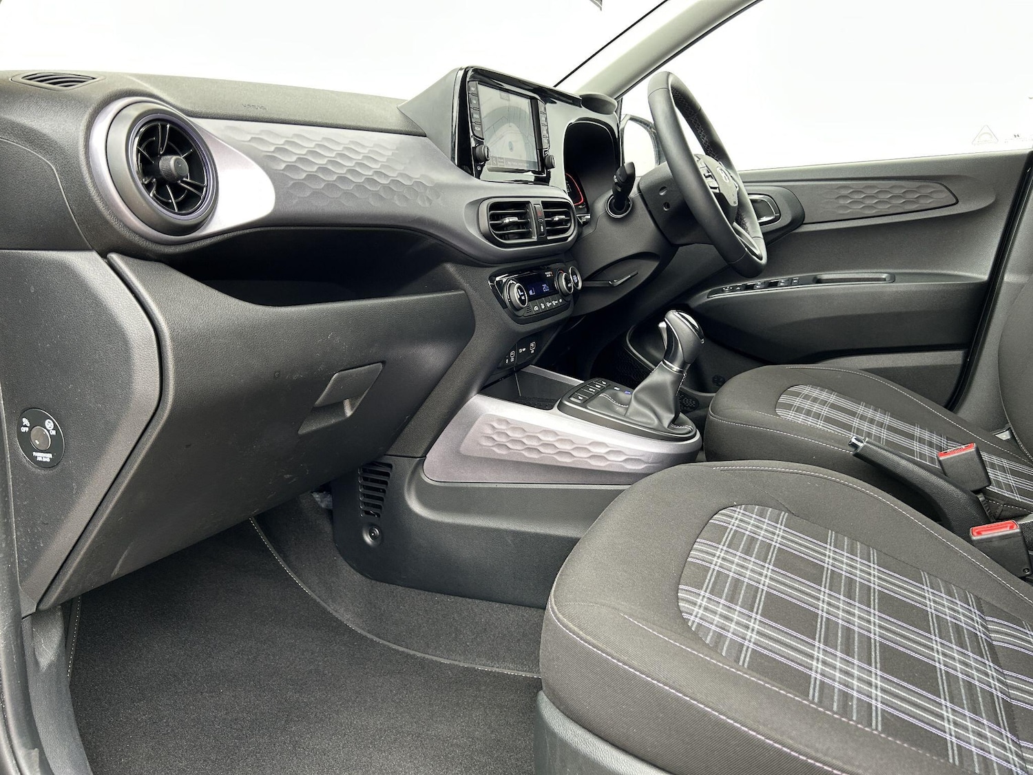 Used Hyundai i10 2024 for sale - 76108509: Photo 14