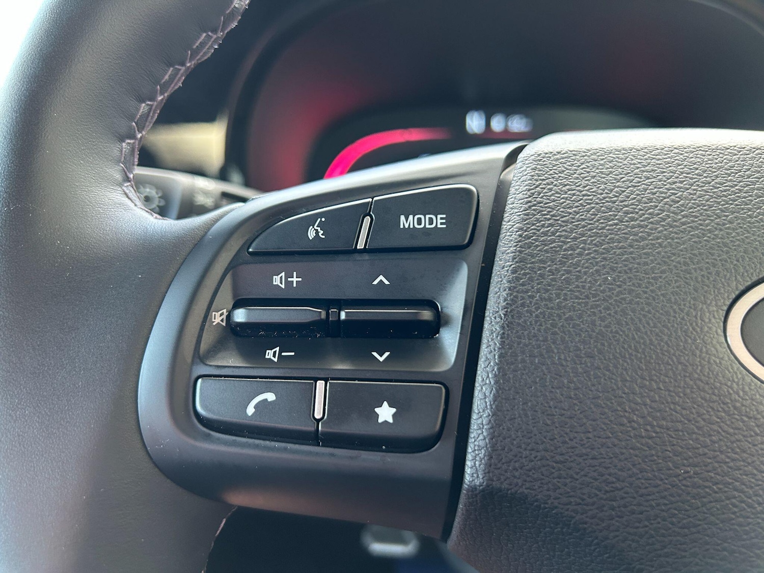 Used Hyundai i10 2024 for sale - 76108509: Photo 18