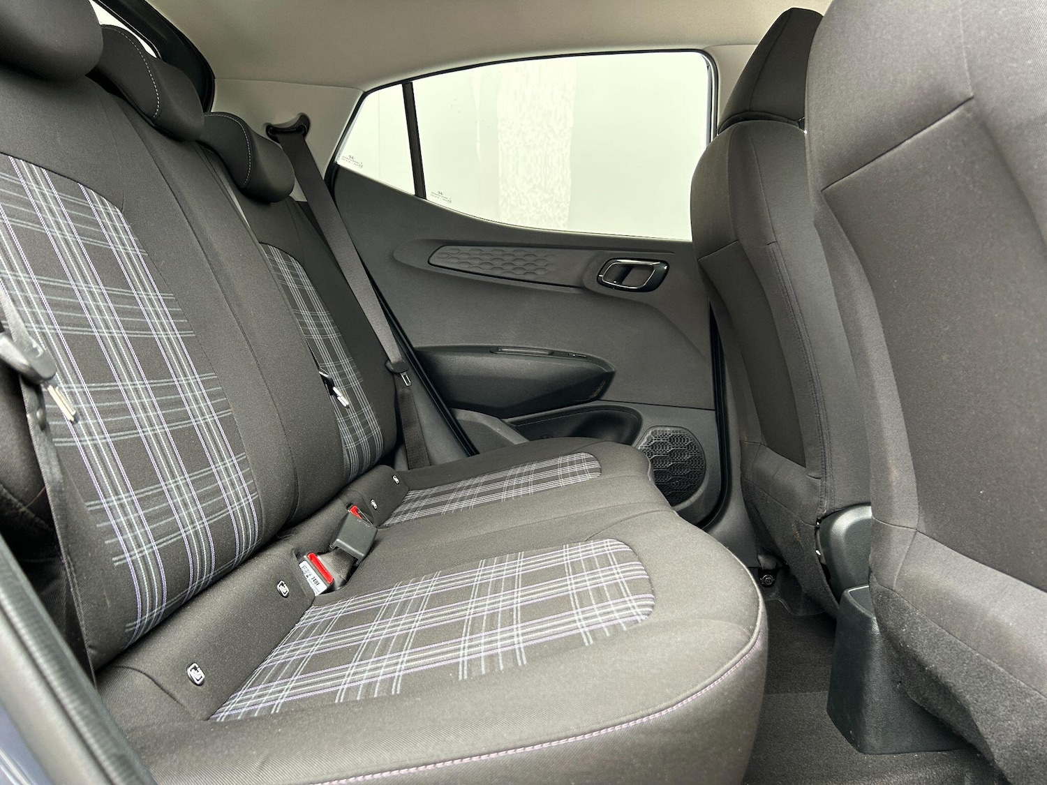 Used Hyundai i10 2024 for sale - 76108509: Photo 31