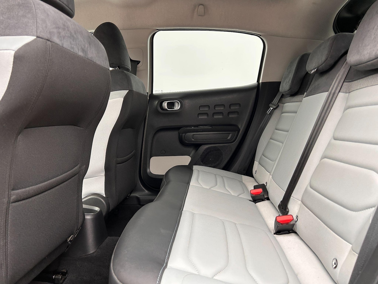 Used Citroen C3 2023 for sale - 76714588: Photo 23