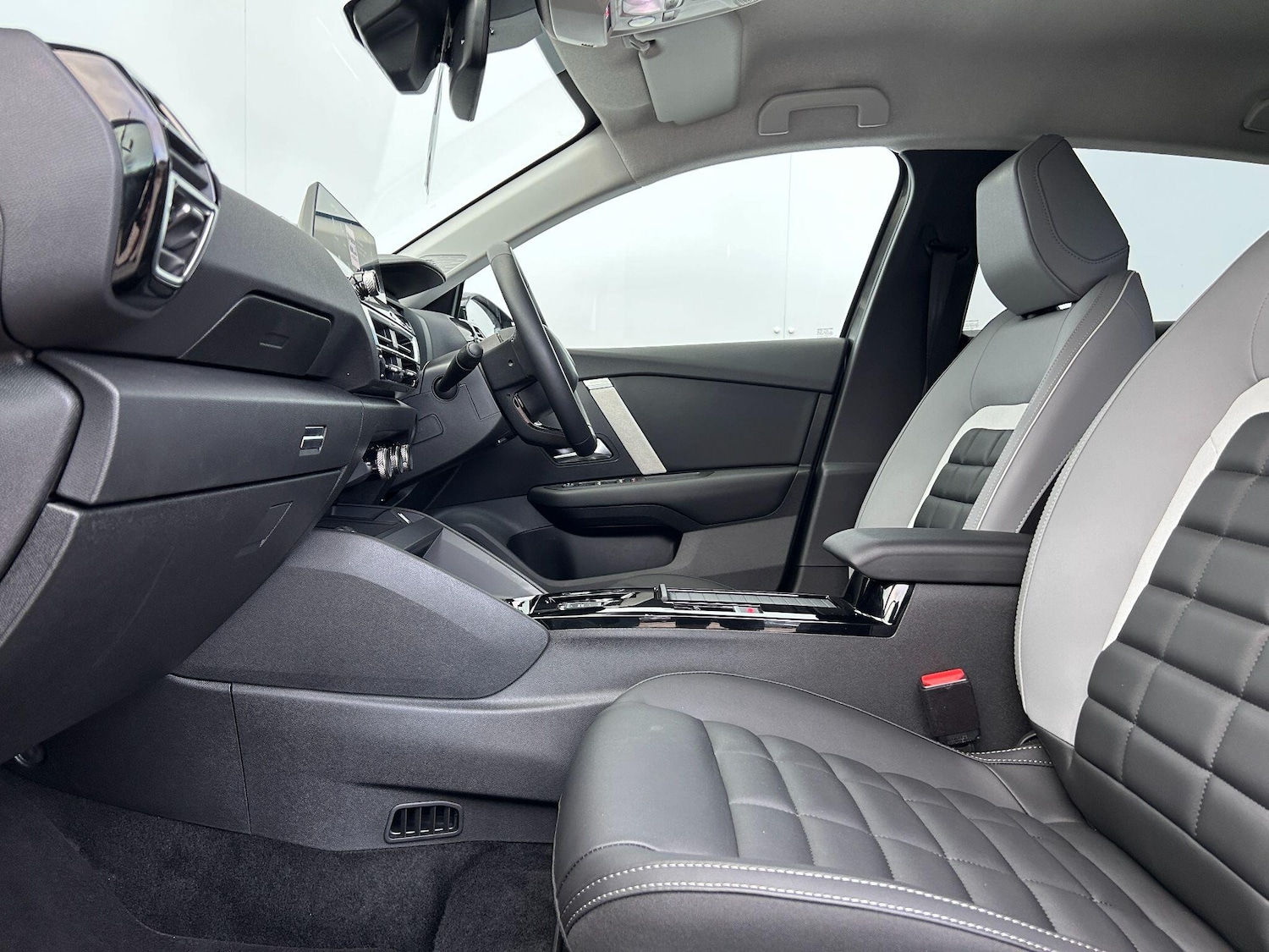 Used Citroen C4 2025 for sale - 77387468: Photo 16