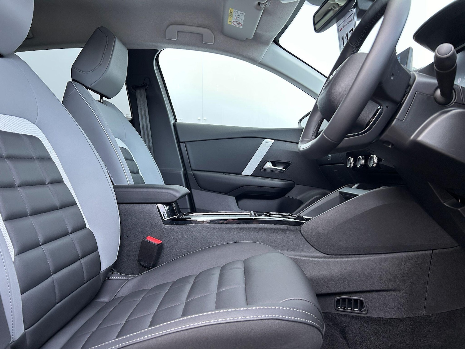 Used Citroen C4 2025 for sale - 77387468: Photo 8