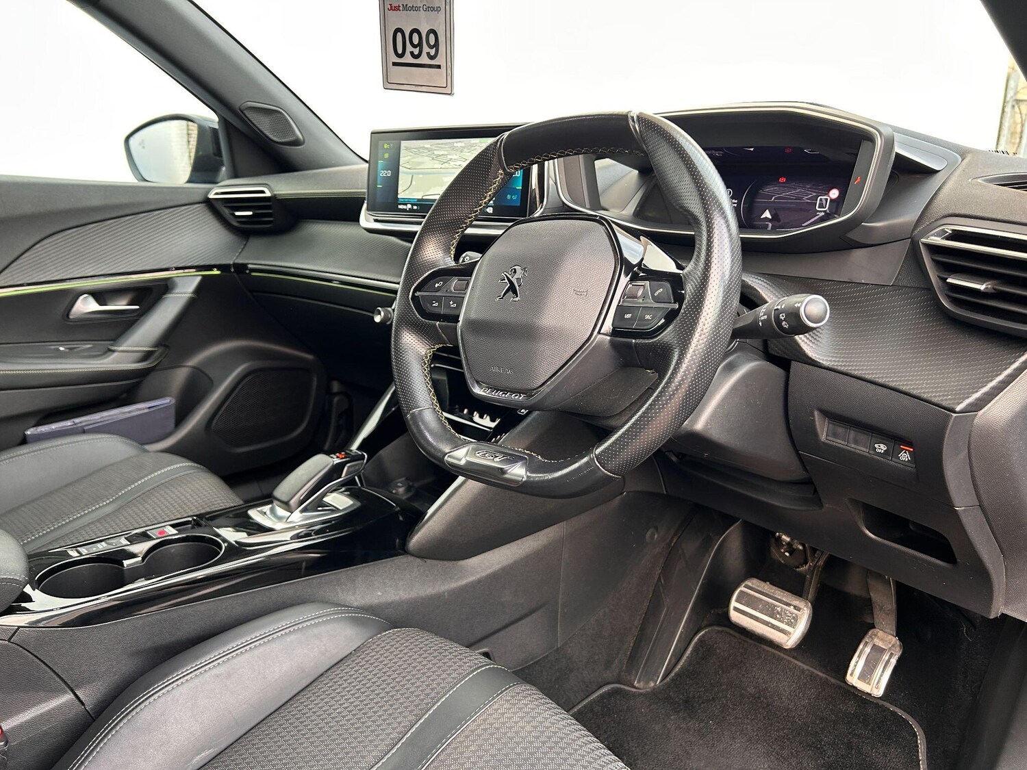 Used Peugeot E-2008 2021 for sale - 76802030: Photo 9