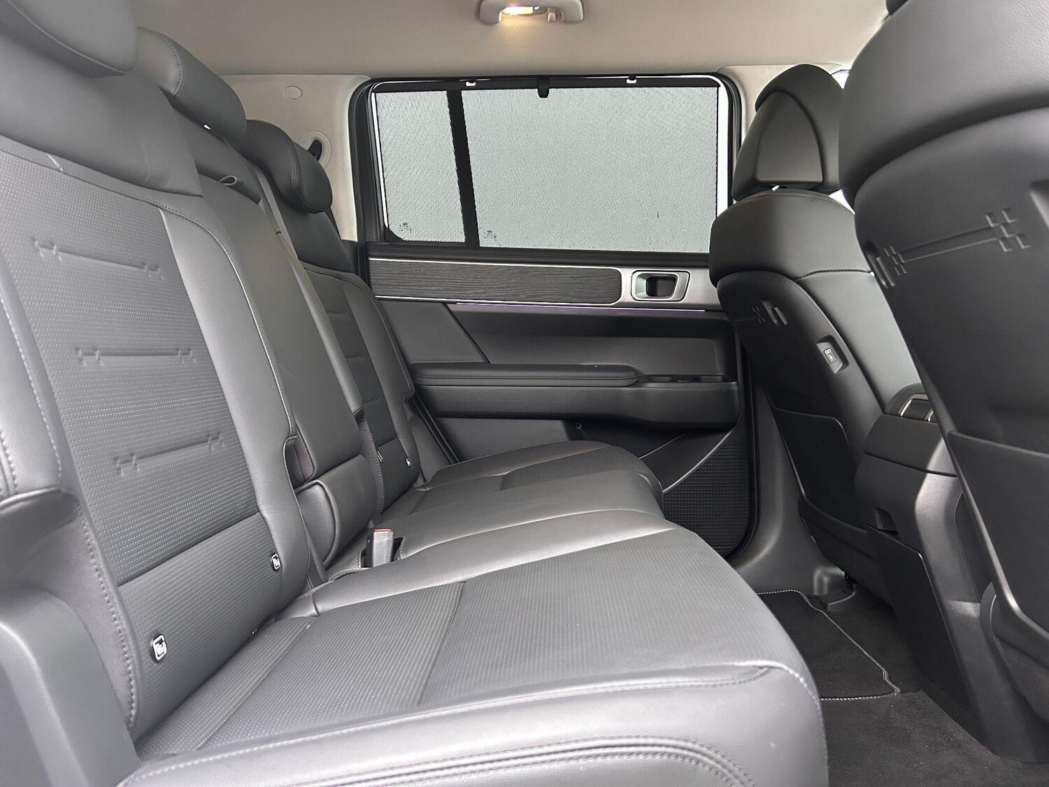 Used Hyundai Santa Fe 2025 for sale - 77202665: Photo 31