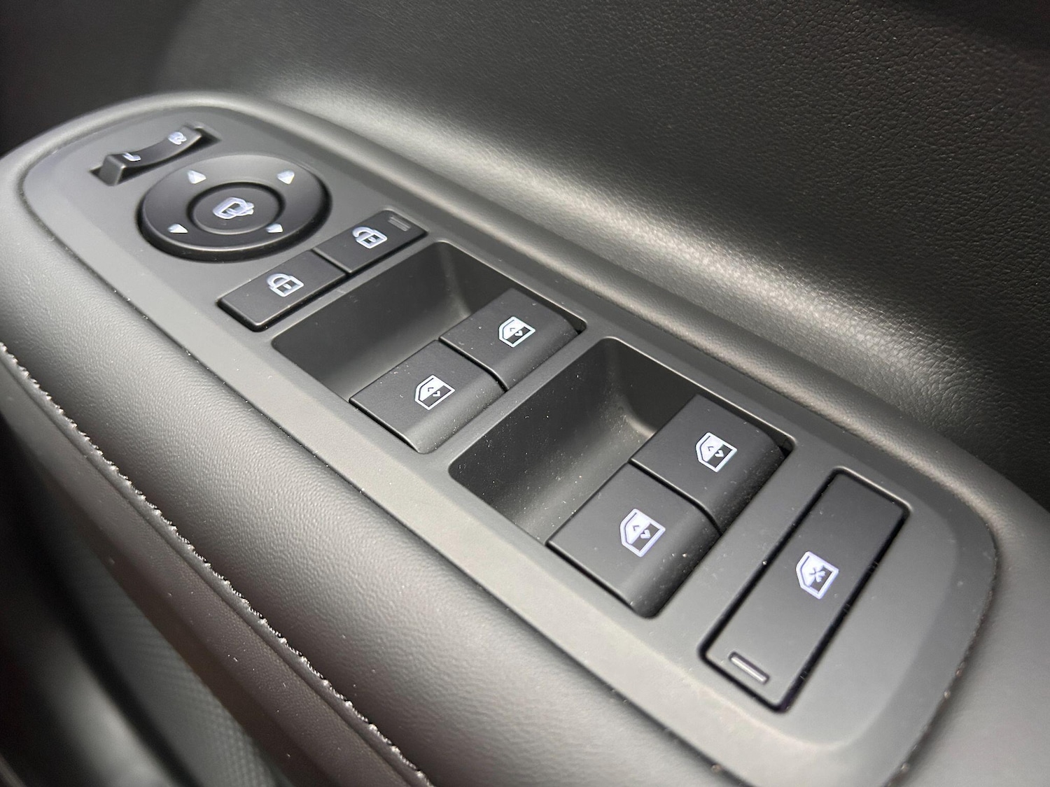 Used Hyundai Santa Fe 2025 for sale - 77202665: Photo 36