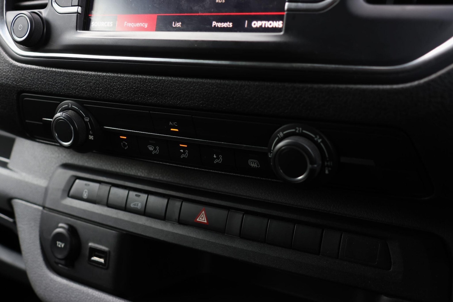 Used Citroen Dispatch 2022 for sale - 76059866: Photo 35