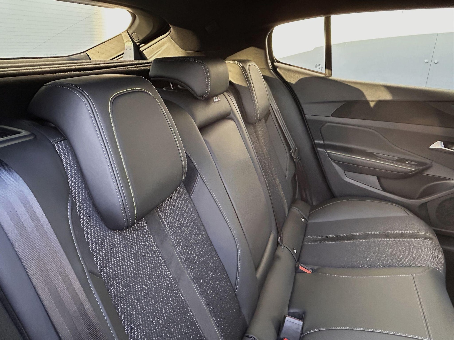 Used Peugeot 408 2025 for sale - 76989696: Photo 13