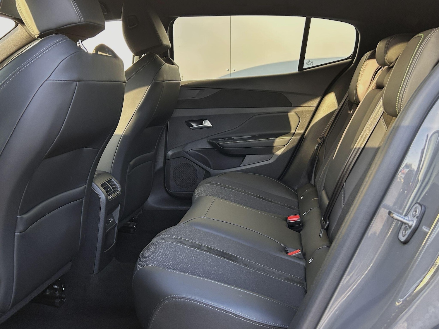 Used Peugeot 408 2025 for sale - 76989696: Photo 22