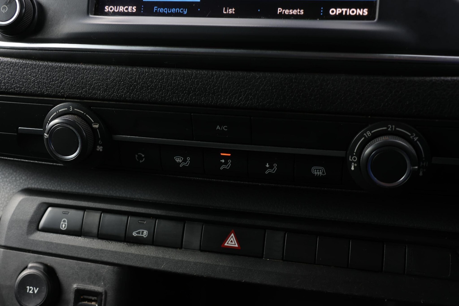 Used Peugeot Expert 2022 for sale - 75507663: Photo 28