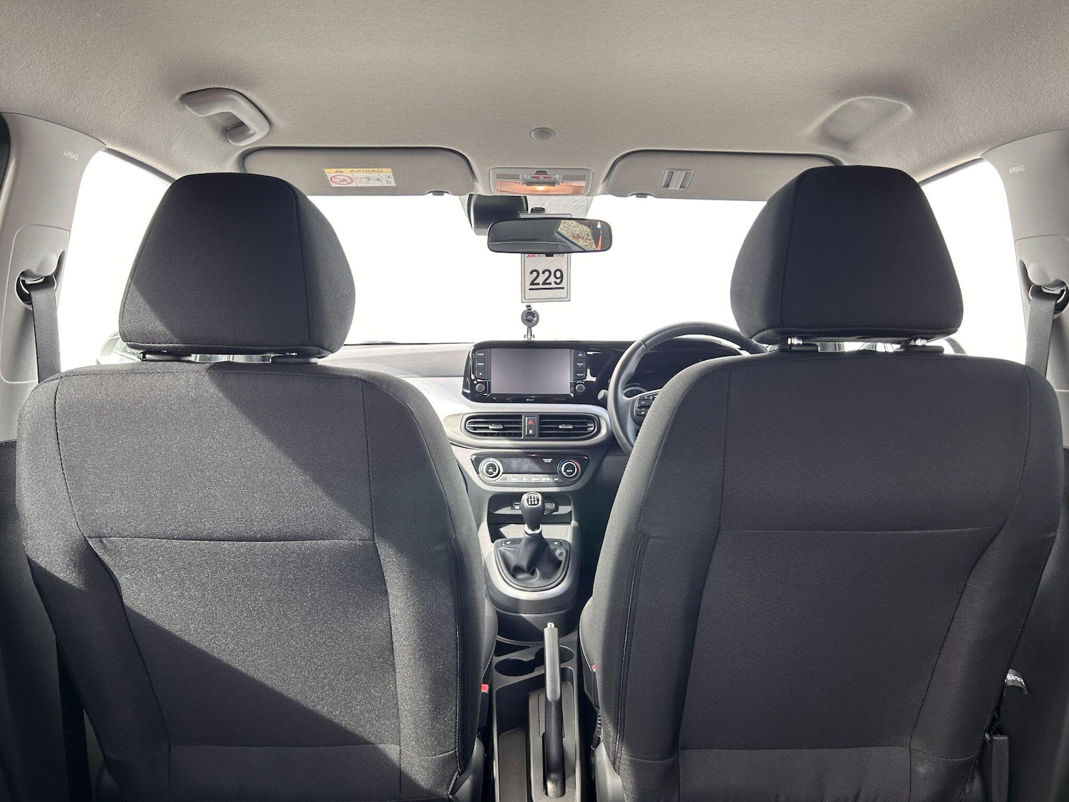 Used Hyundai i10 for sale - 77970679: Photo 32